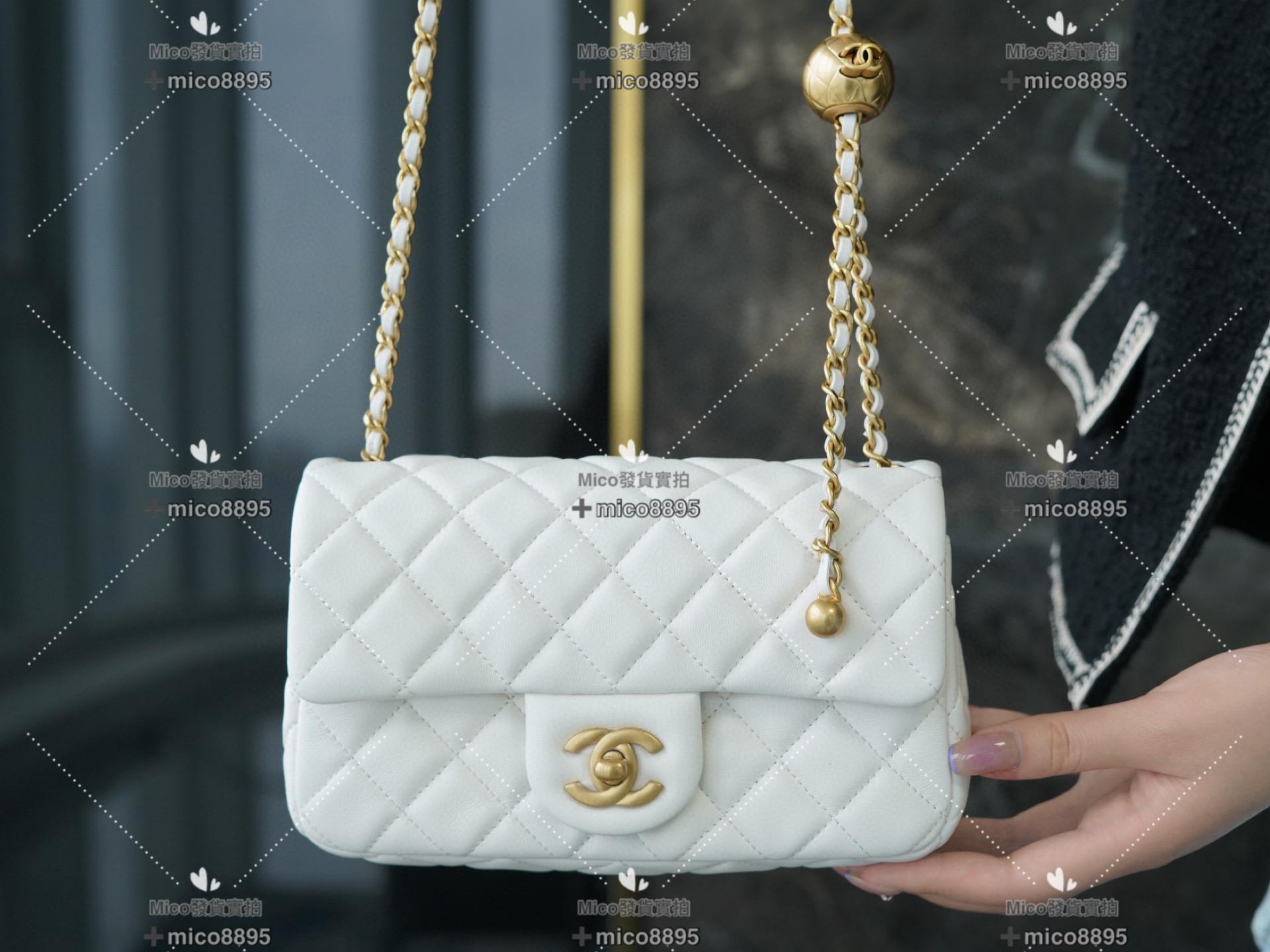 Chanel 金球系列 羊皮白 𝐂𝐅 大𝐦𝐢𝐧𝐢金屬球 黑色 20cm