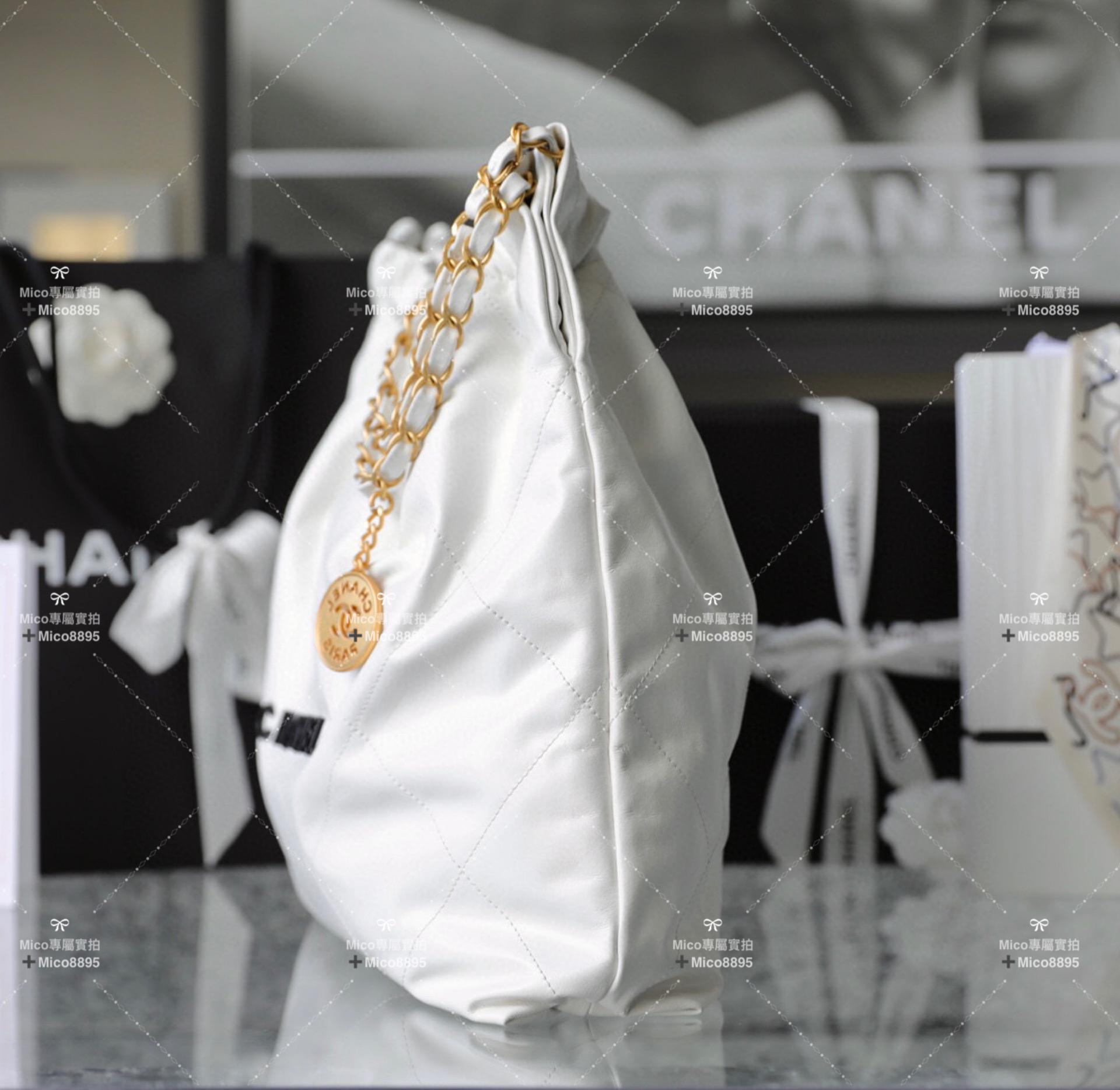 Chanel 22Bag 白底/黑字 牛皮 購物袋/肩背包 中號 尺寸：𝟹𝟿*𝟺𝟸*𝟾 𝚌𝚖