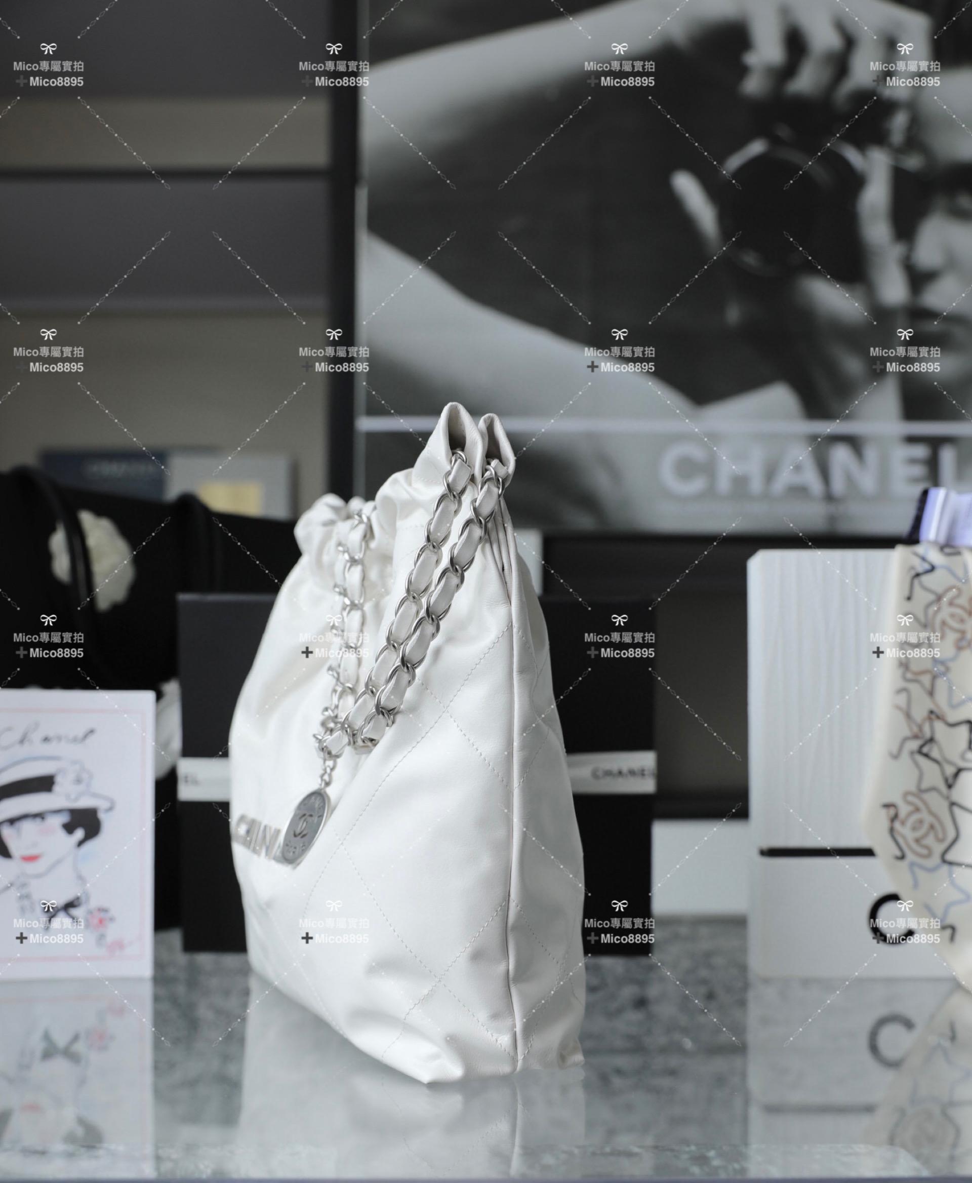 Chanel 22Bag 白色牛皮/銀釦 購物袋/肩背包 中號 尺寸：𝟹𝟿*𝟺𝟸*𝟾 𝚌𝚖