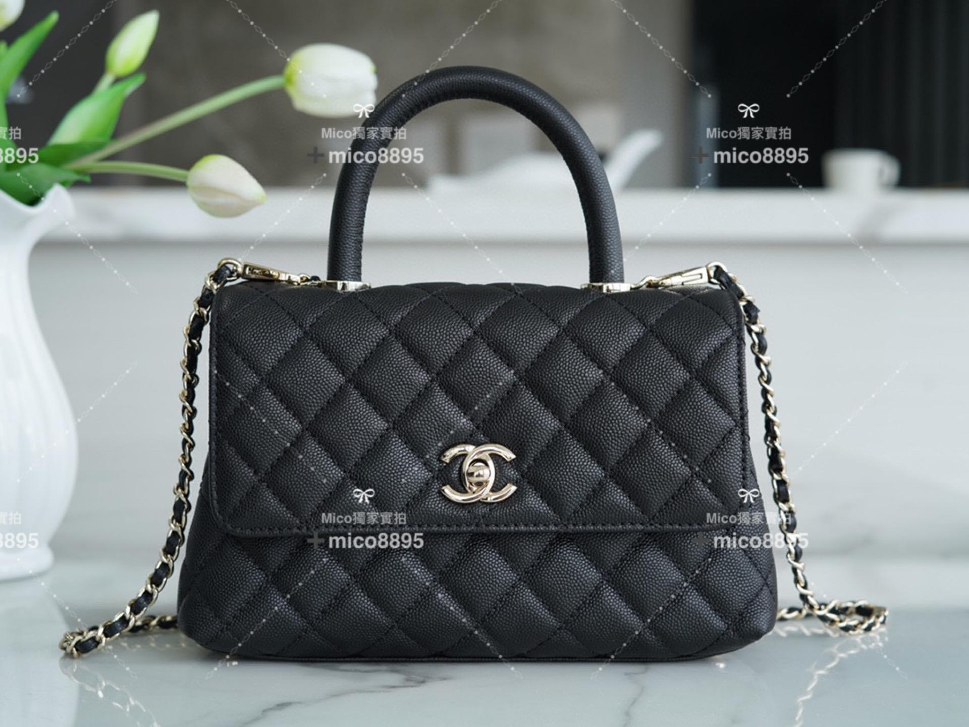 Chanel 𝑪𝒐𝑪𝒐 handle 新款黑金牛皮手柄小號/淡金釦 魚子醬牛皮 24cm