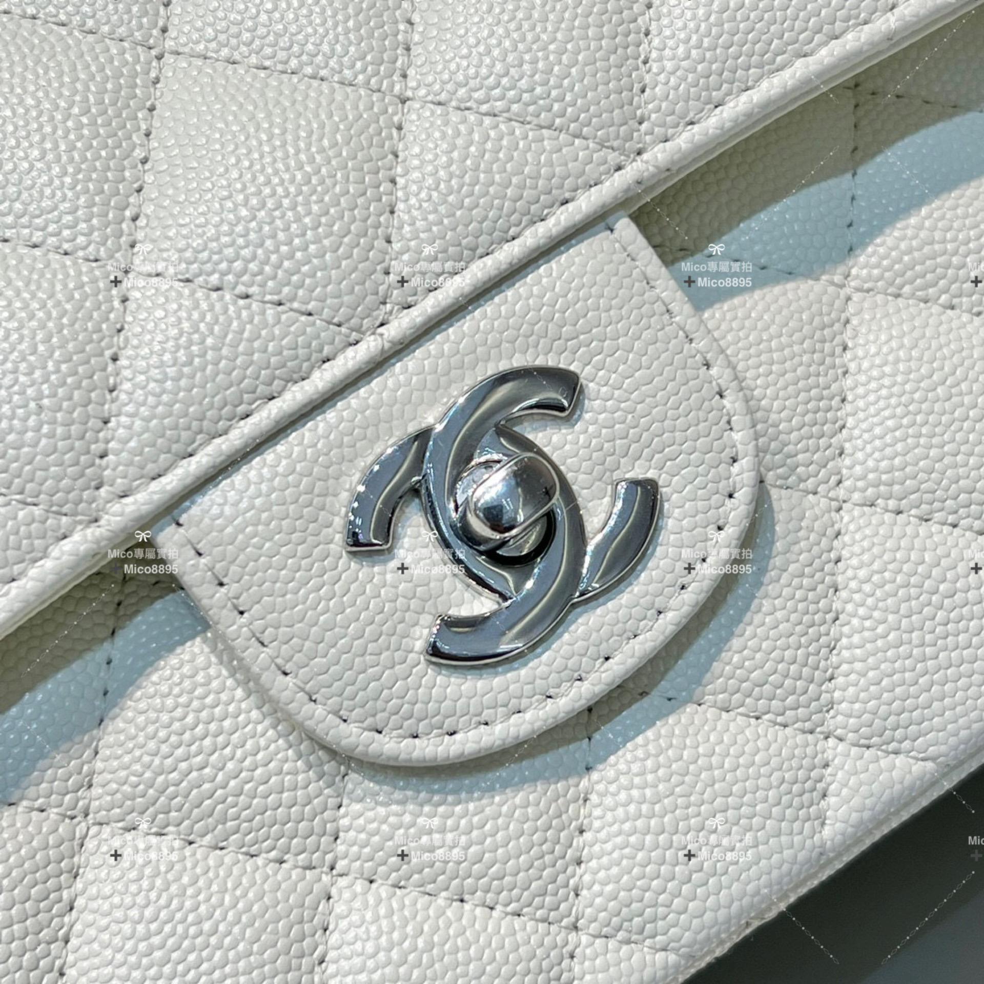 CHANEL Classic Flap 小號23cm-細球魚子醬牛皮-象牙白 銀扣