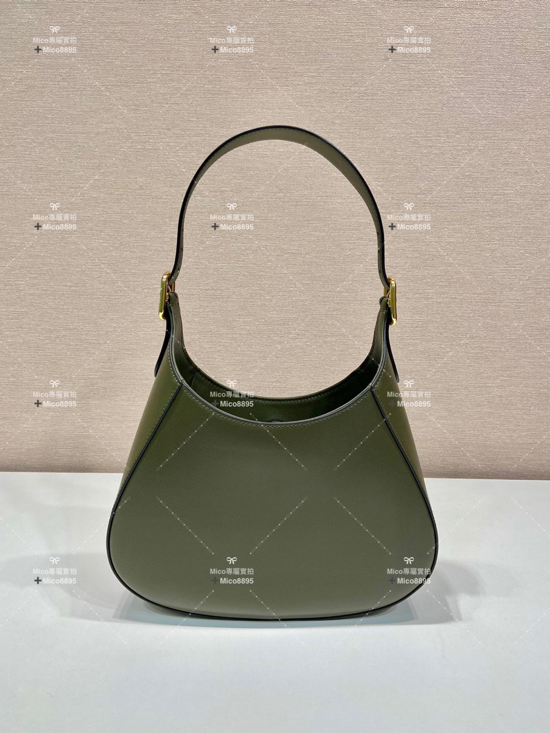 Prada 新款Cleo腋下包/手提包 抹茶綠 27cm