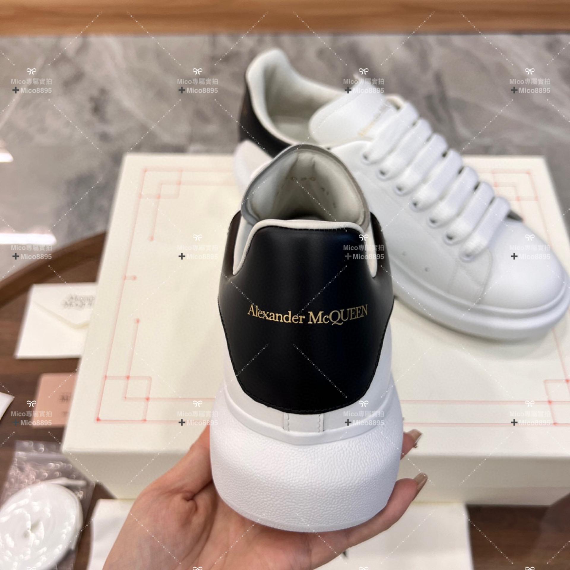 Alexander McQueen 全皮黑尾 OVERSIZED運動鞋