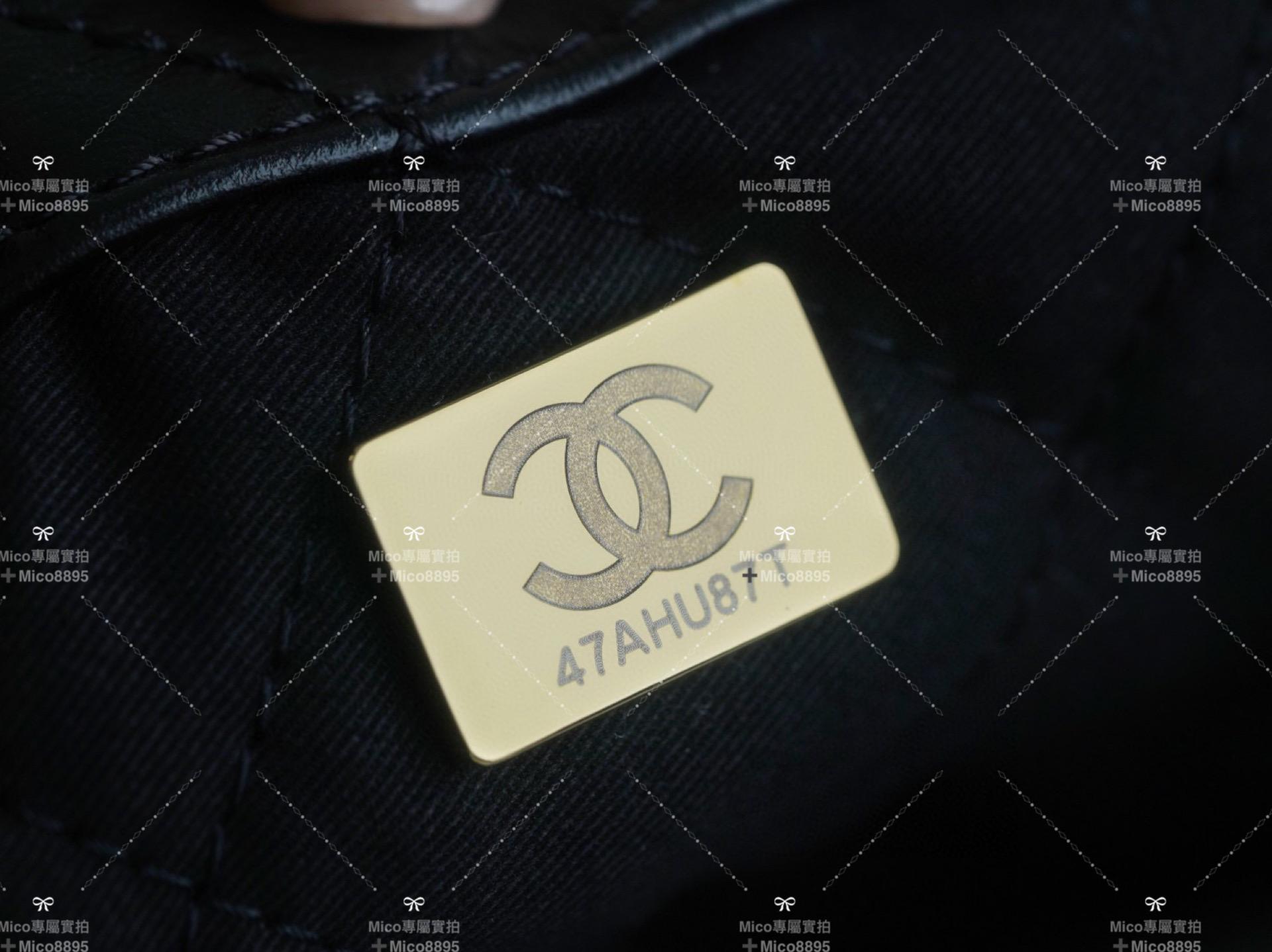 Chanel 𝟐𝟐𝗣春夏新款 𝟐𝟐𝐏 雙肩背包➿ 牛皮金字 尺寸：51*40*9cm