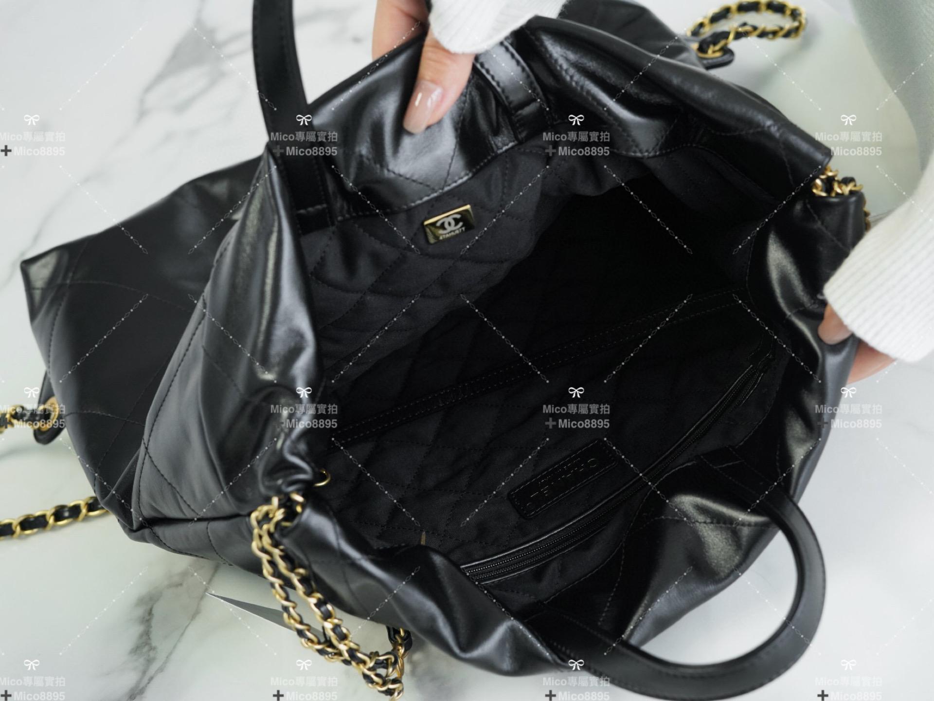 Chanel 𝟐𝟐𝗣春夏新款 𝟐𝟐𝐏 雙肩背包➿ 牛皮金字 尺寸：51*40*9cm