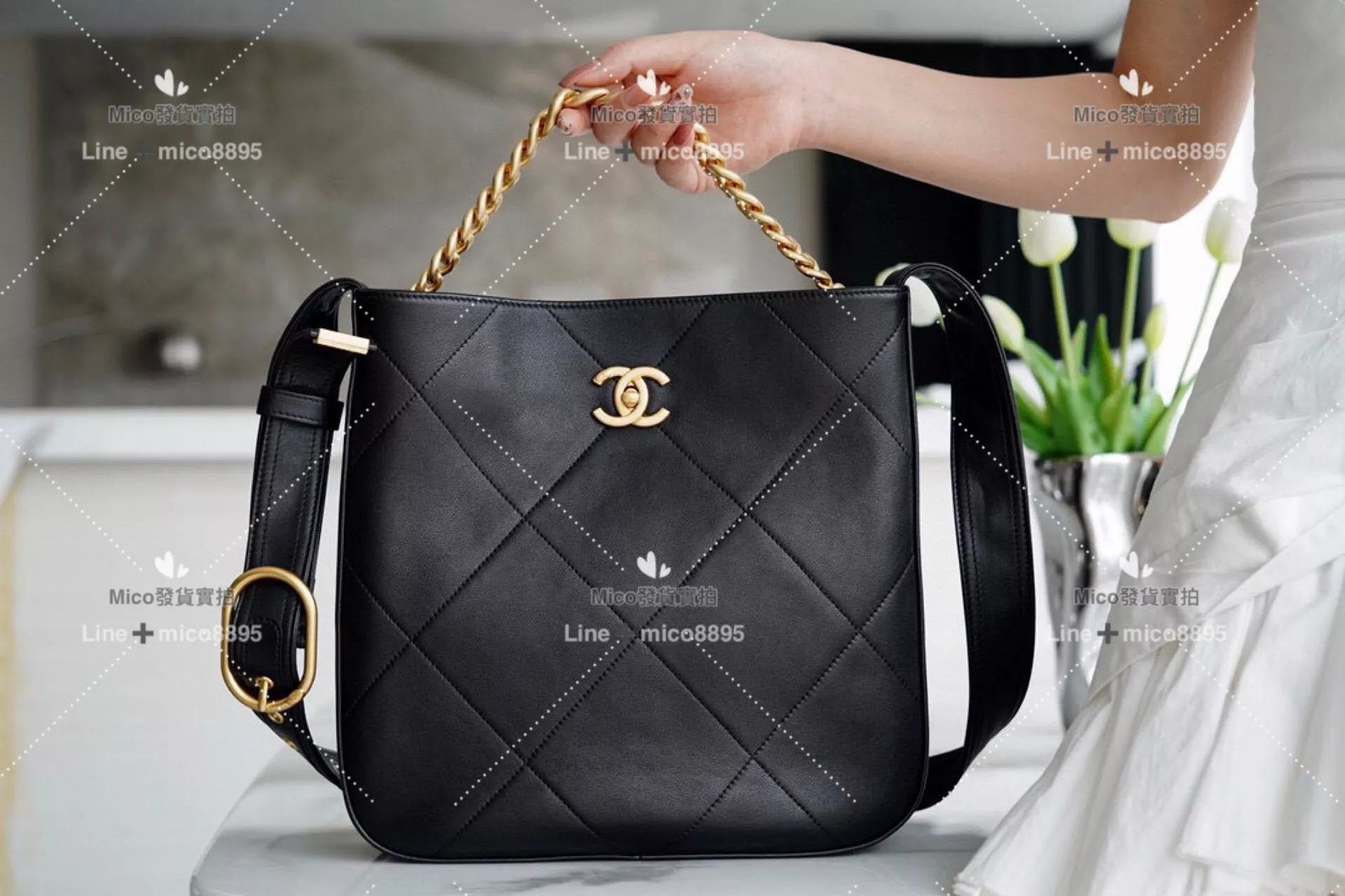 Chanel 𝟮𝟭/𝟮𝟮秋冬新款 嬉皮包 牛皮黑色 29cm