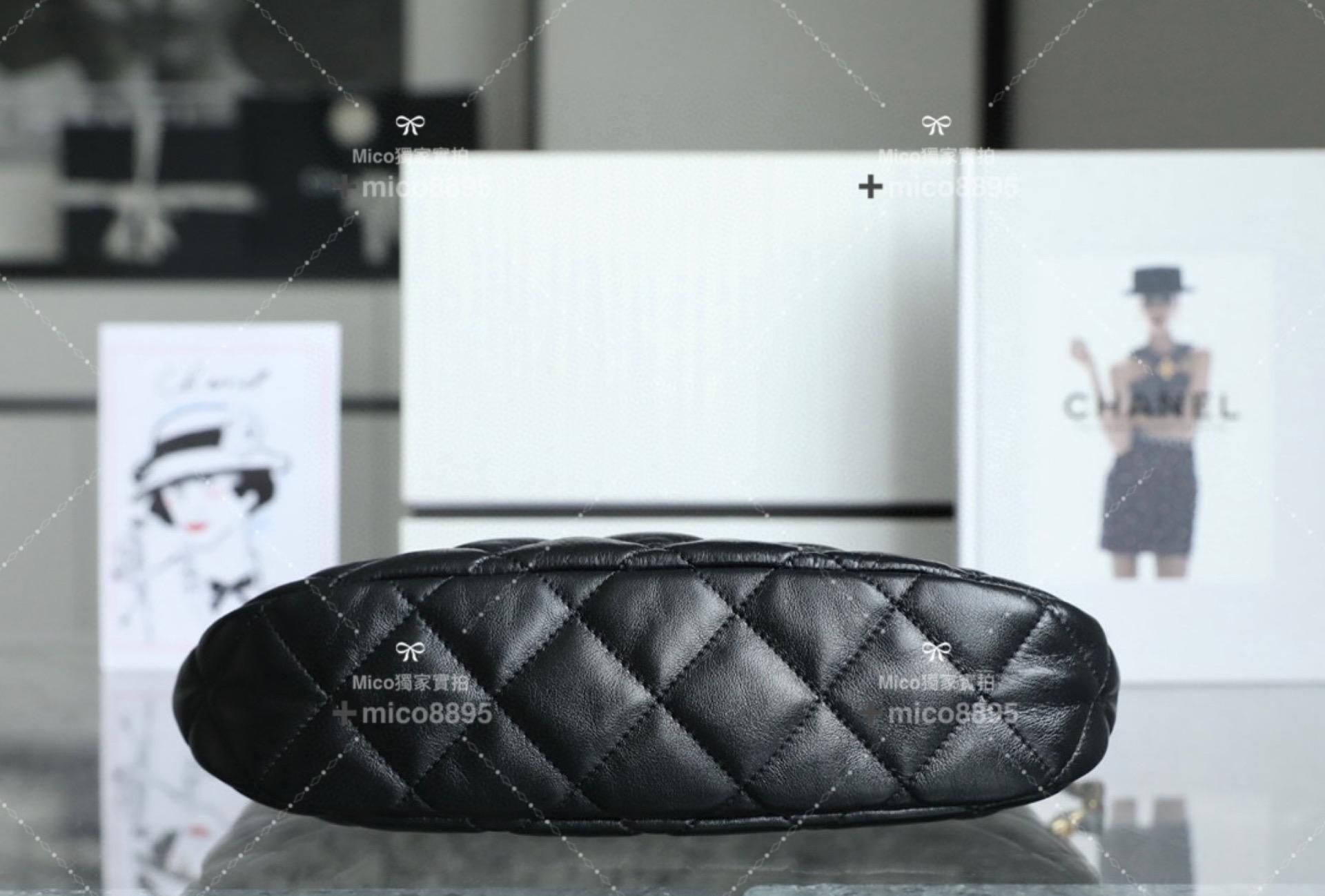 Chanel 22K系列 復古黑金CC鏈條Hobo腋下包 大號 嬉皮包 小羊皮 黑色 26cm