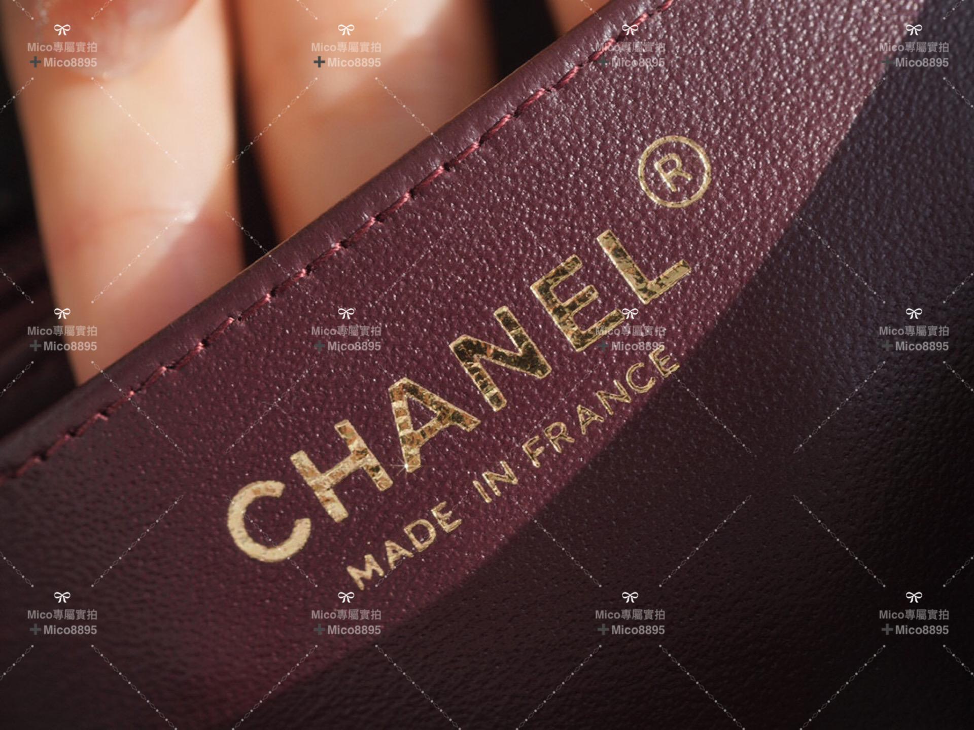 Chanel 黑色羊皮 金釦 內拼酒紅 「Classic Flap」經典口蓋包 miniCF 20cm