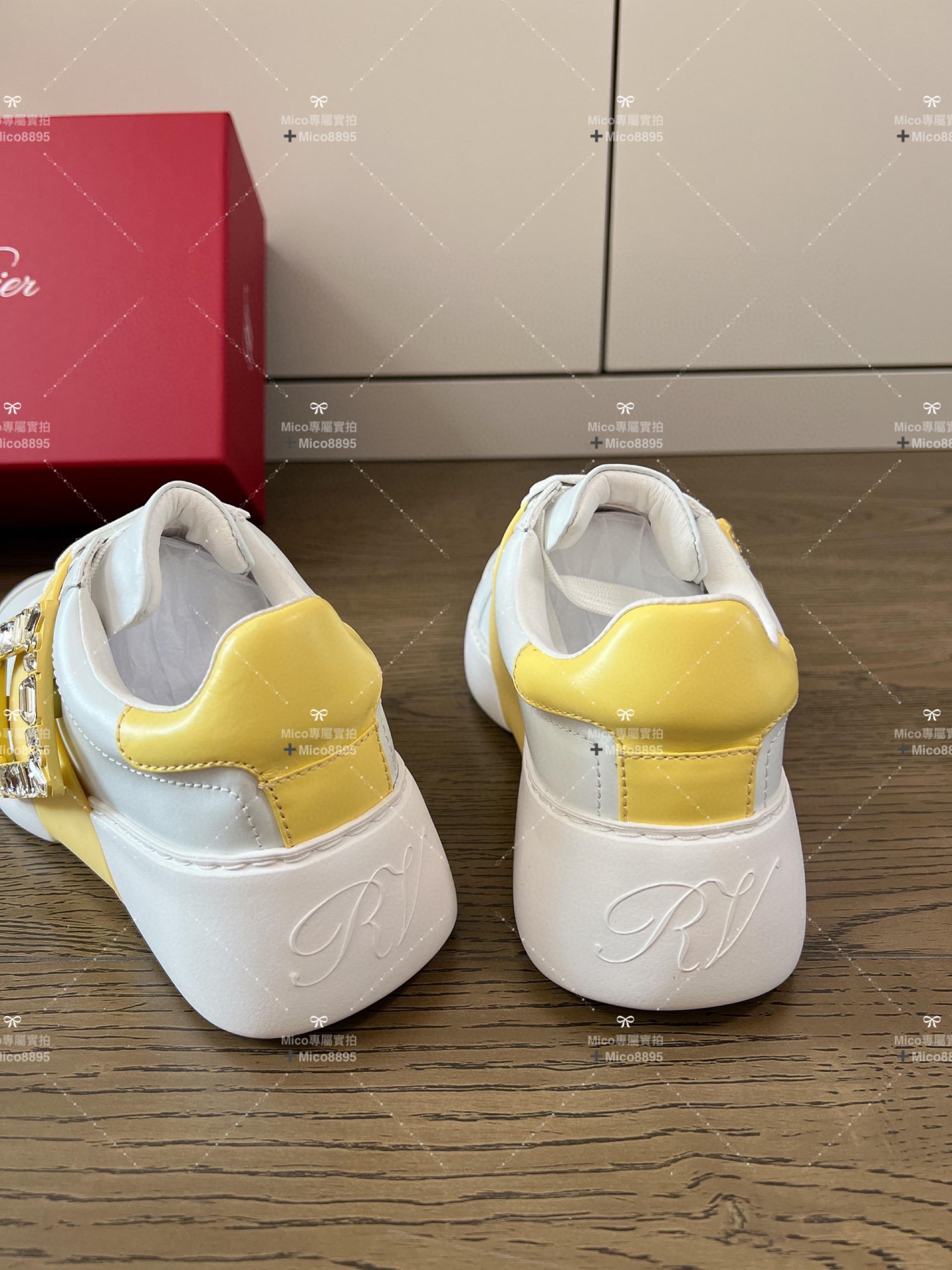 RV Roger vivier 23/年春夏新款鑽扣小白鞋 黃x白 35-40