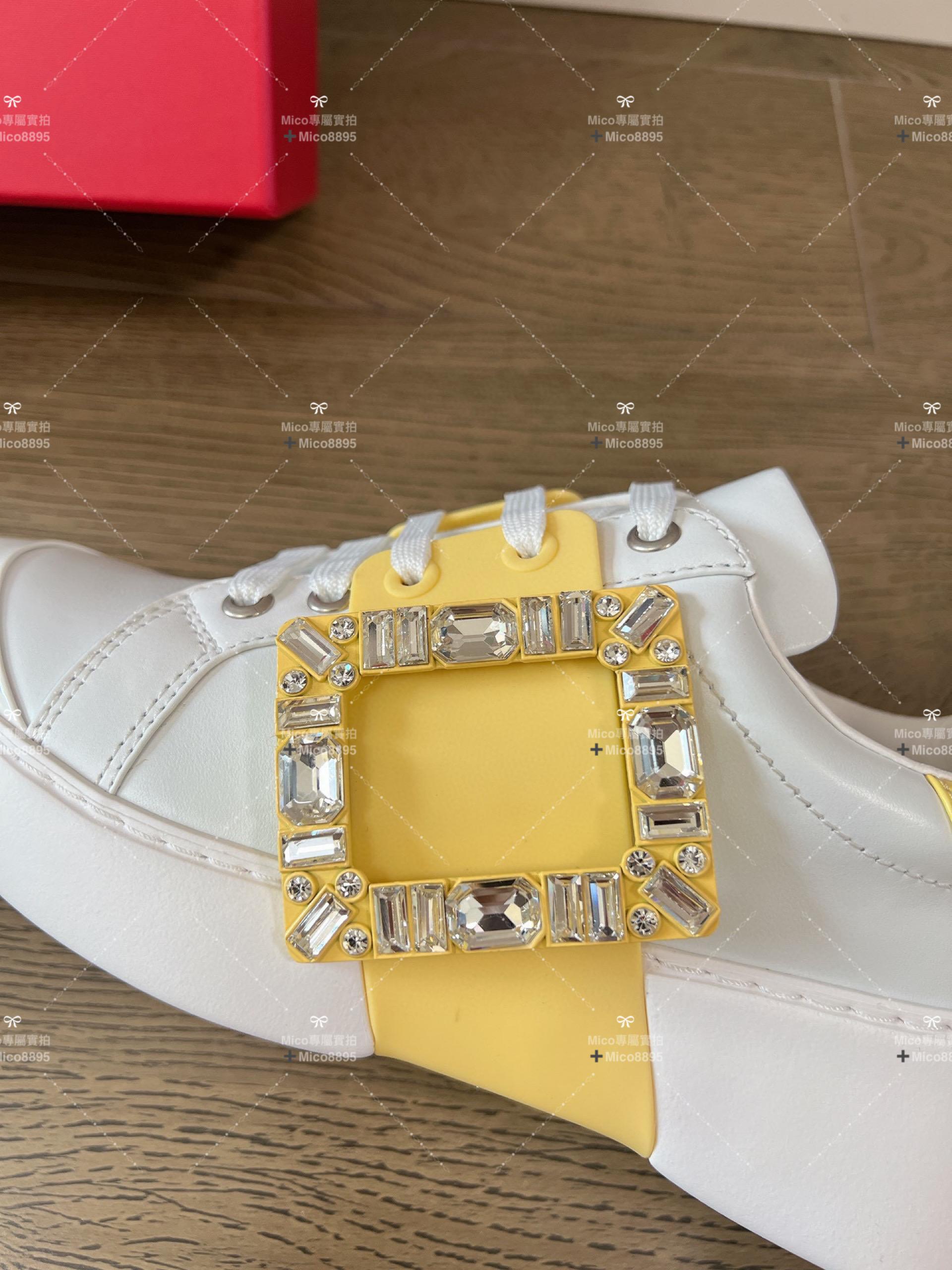 RV Roger vivier 23/年春夏新款鑽扣小白鞋 黃x白 35-40