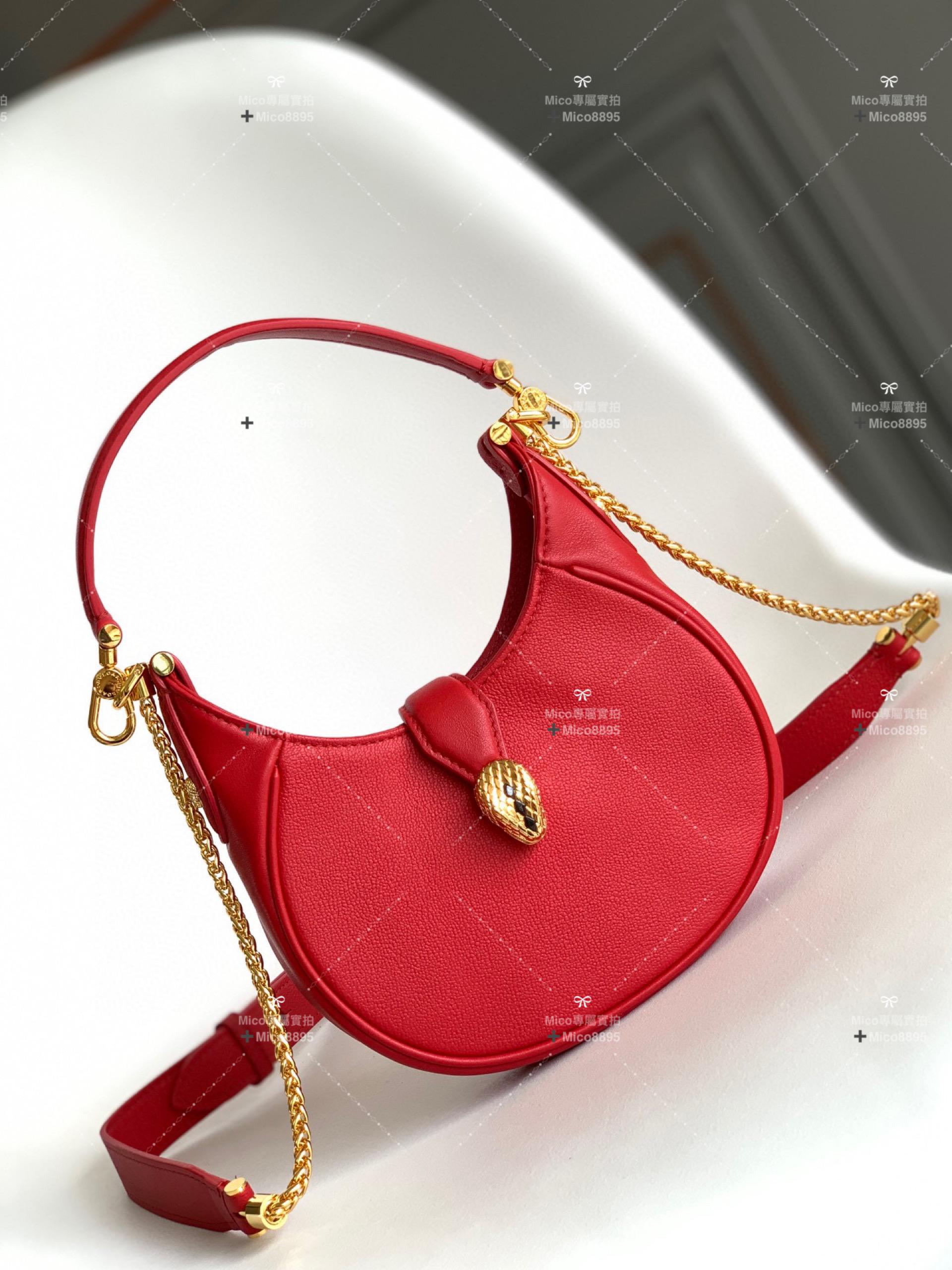 BVLGARI 石榴紅小牛皮 Serpenti Ellipse 小斜背包 Size:19.5 X 20 X 5cm