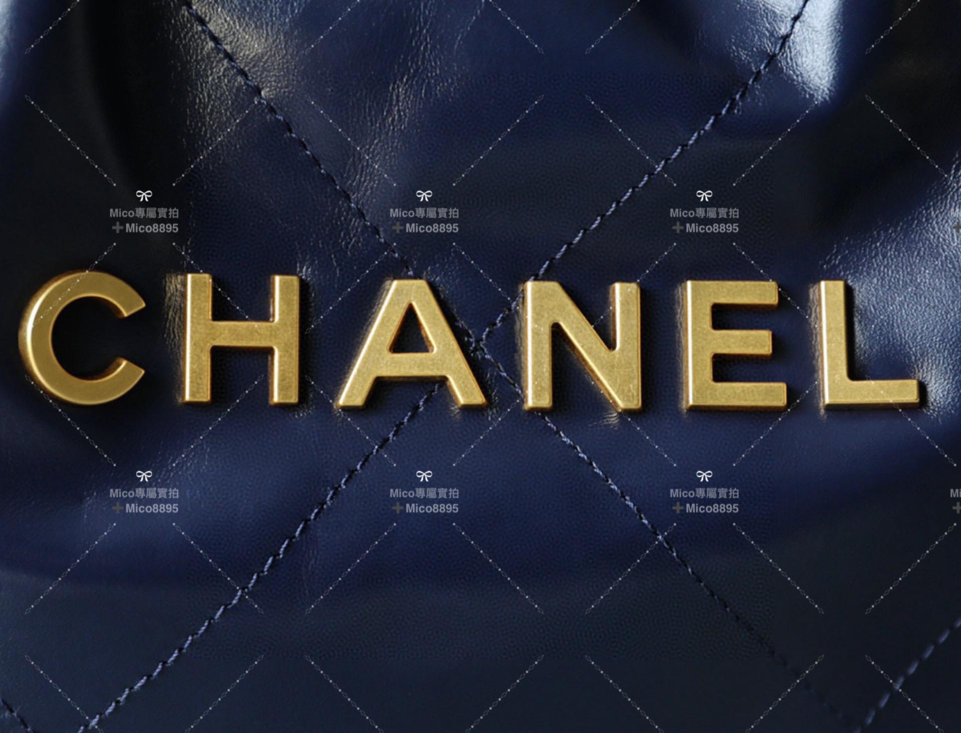 CHANEL 𝟮𝟮𝘀 |  海軍藍/金字 小號 22包 尺寸：𝟹𝟻*𝟹𝟽*𝟽 𝚌𝚖