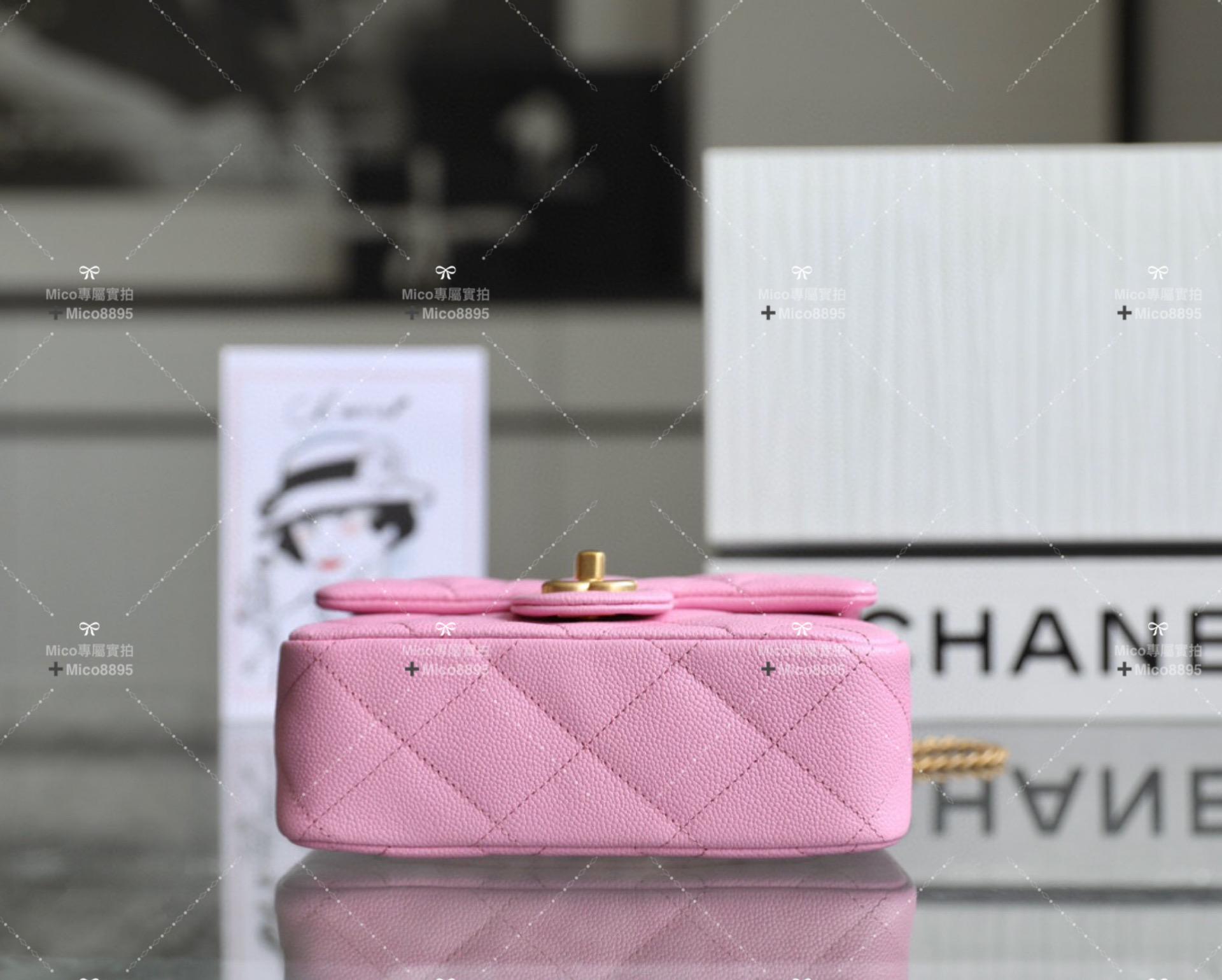 CHANEL 🌿𝟮𝟯𝗣 愛心扣/愛心調節釦 口蓋包 淡粉🌸中號 20cm