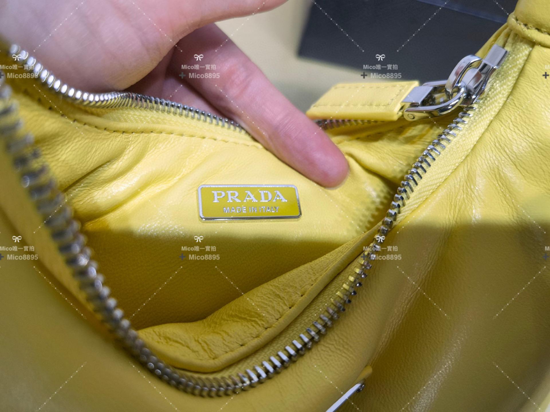 Prada Soft 軟墊納帕軟皮迷你手袋 小斜挎包/手提包/羊皮hobo 黑色 21cm