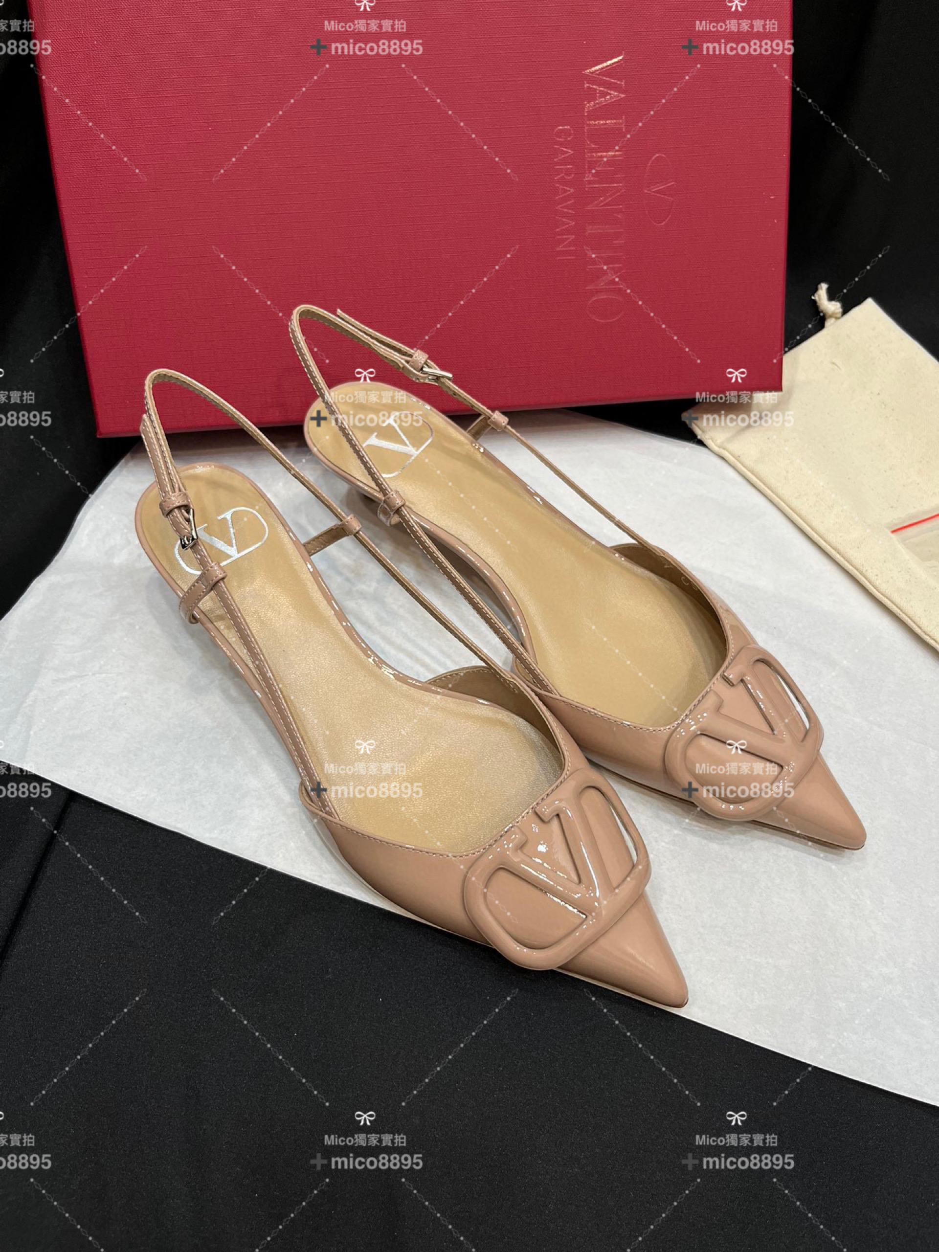 VALENTINO 氣質裸粉色漆皮V-logo低跟尖頭高跟鞋/涼鞋/繫帶鞋 35-40 跟高4.5cm