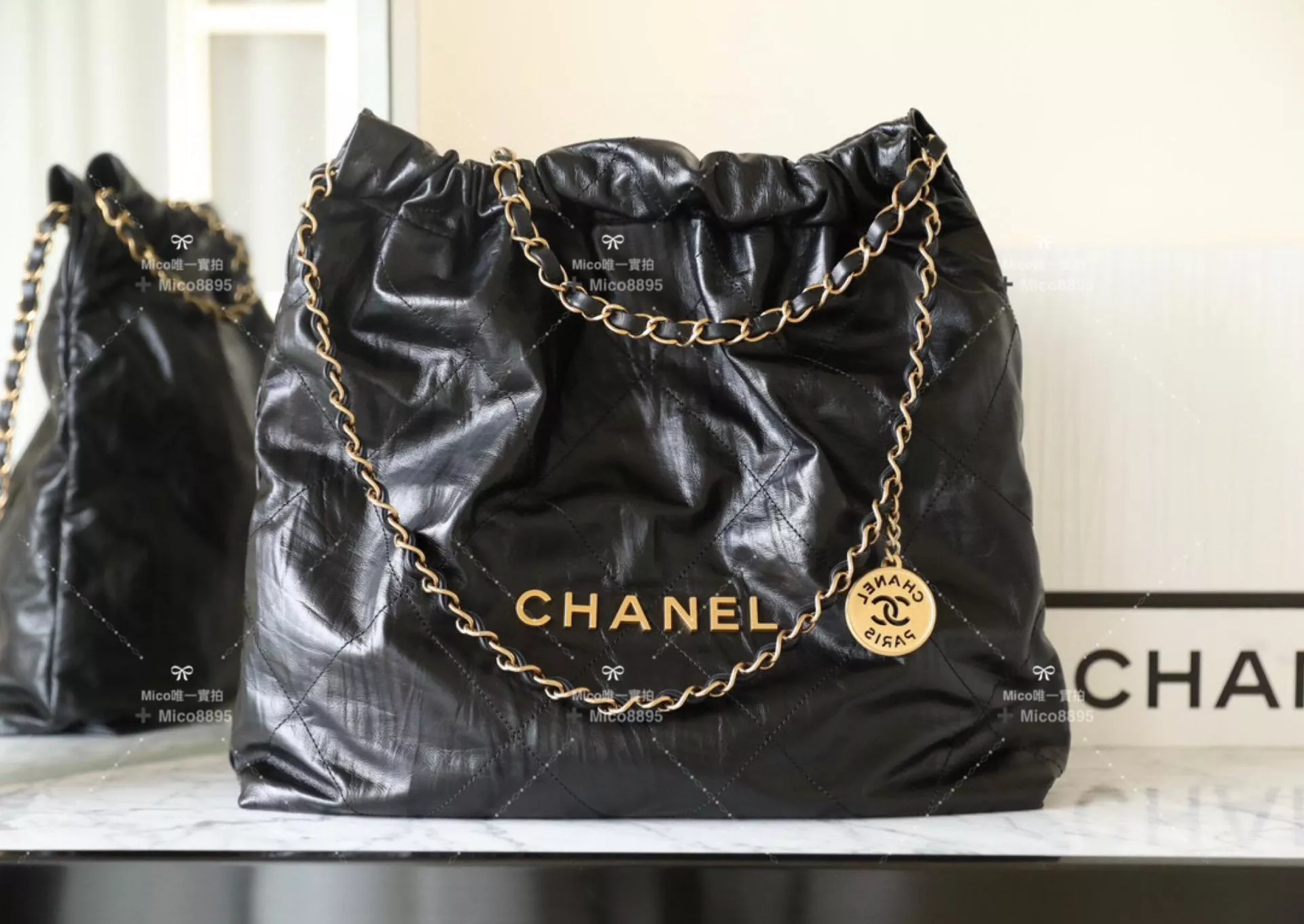 CHANEL 𝟐𝟑𝐀手工坊新品 中號 𝟤𝟤𝖡𝖺𝗀褶皺小牛皮 購物袋 通勤包 ♥ 黑色