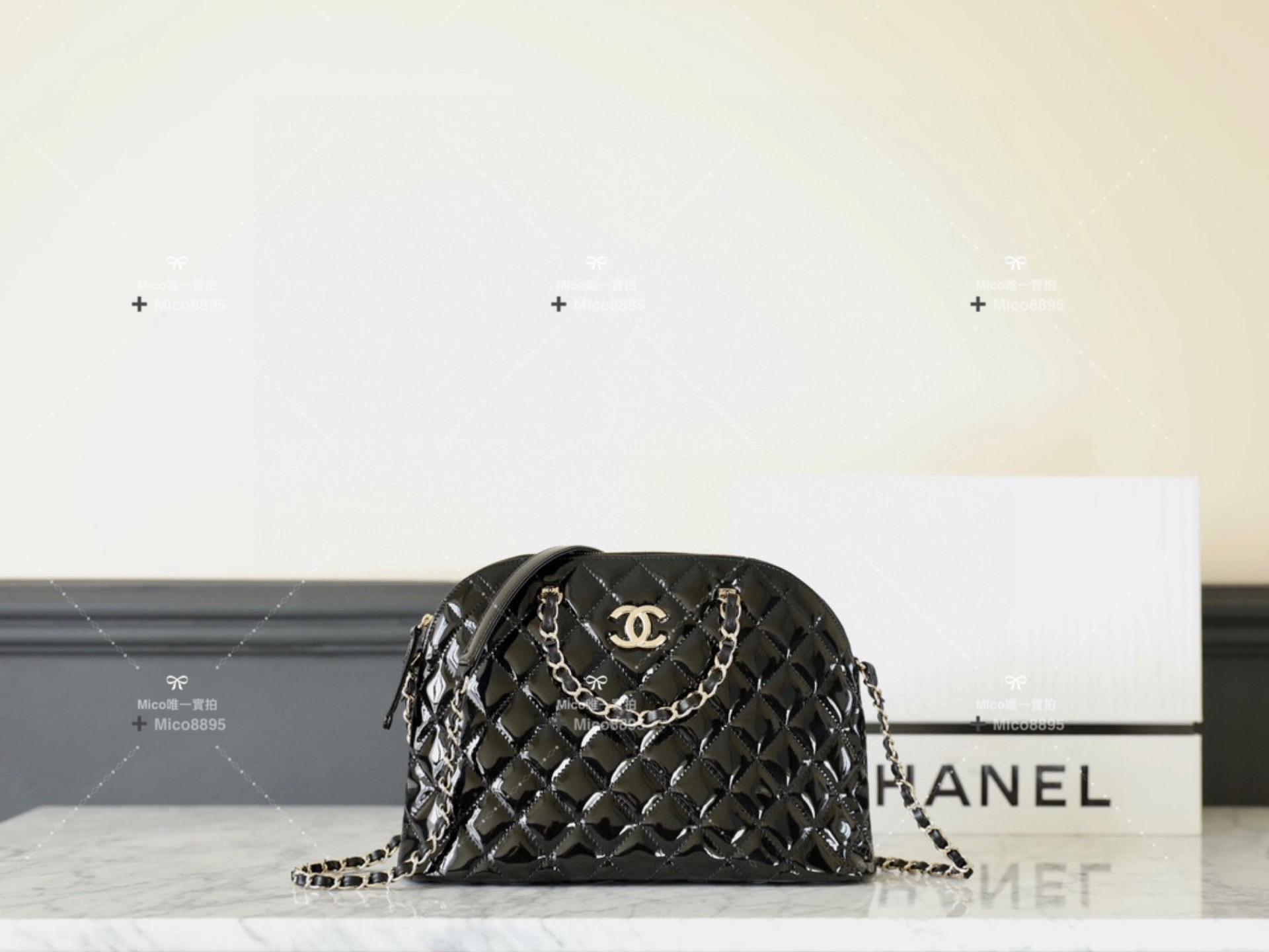 CHANEL 大號 漆皮貝殼包 黑色🖤 尺寸：𝟤𝟢.𝟧*𝟤𝟪.𝟧*𝟩 𝖼𝗆