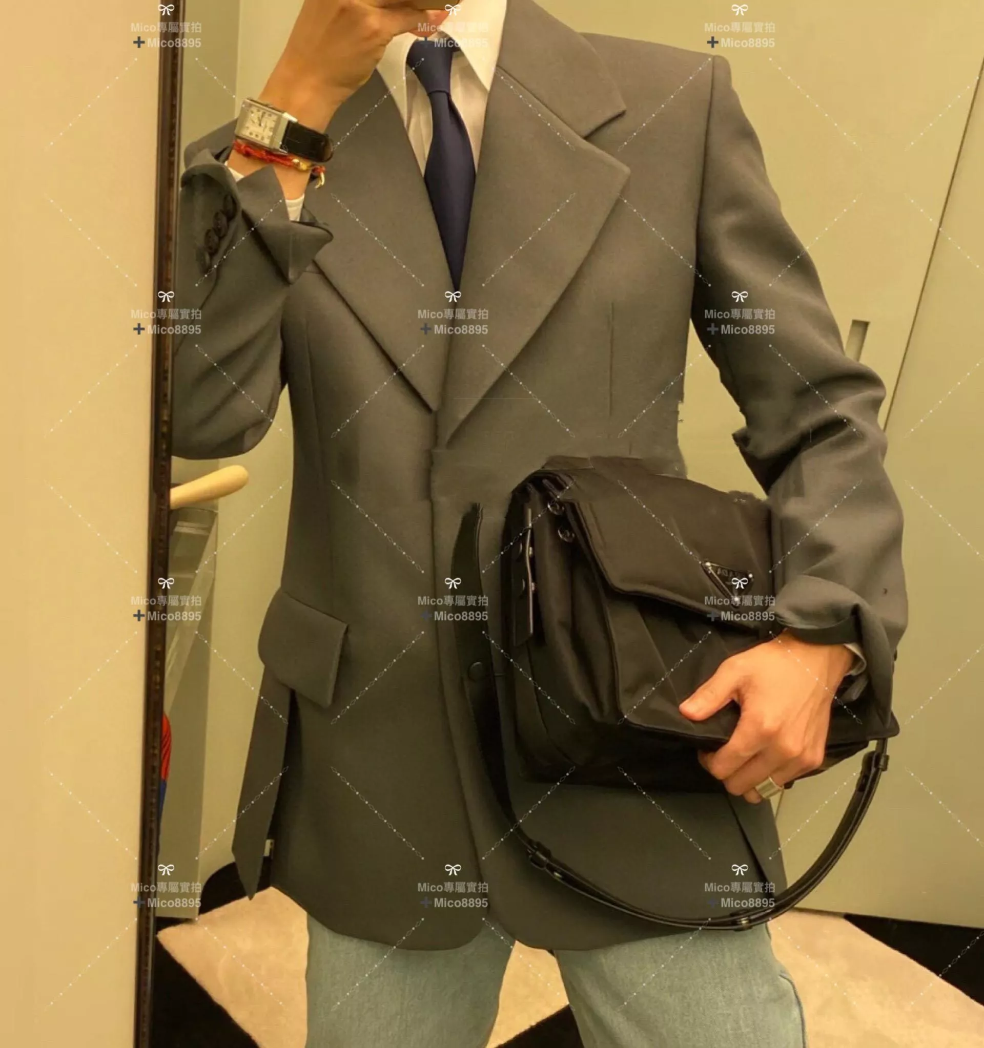 PRADA 中號 尼龍加襯斜挎包/郵差包/旅行包 男包/女包 Size:寬30x高21.5x底12cm