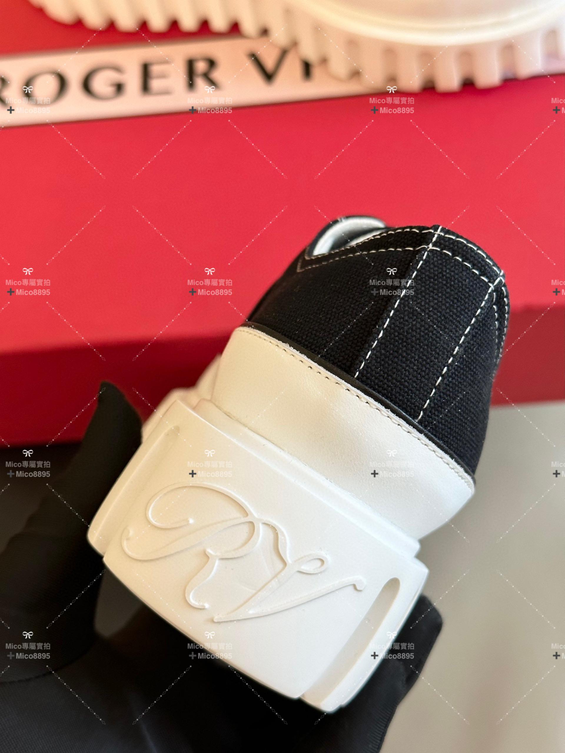 Roger Vivier RV new arrival 新款 水鑽方扣帆布鞋/厚底鞋 35-41