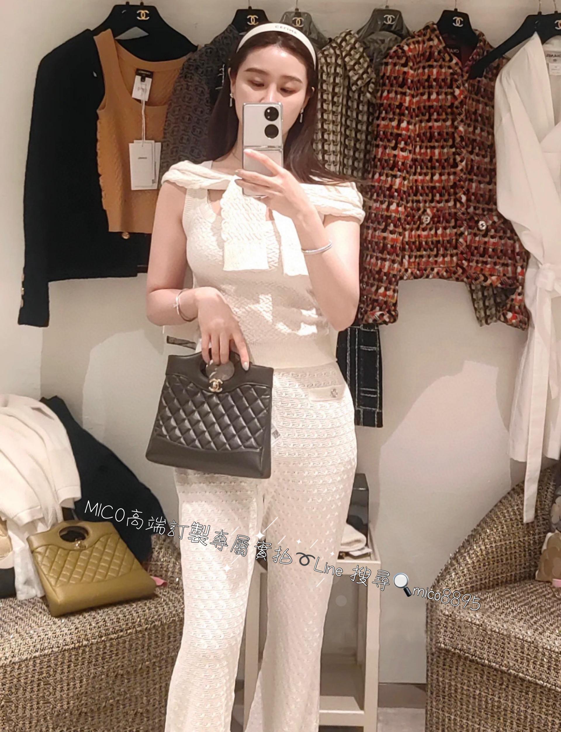 CHANEL 23a系列 31Bag 咖啡色 mini款 小牛皮 尺寸：𝟤𝟤*𝟤𝟦.𝟧*𝟧.𝟧 𝖼𝗆