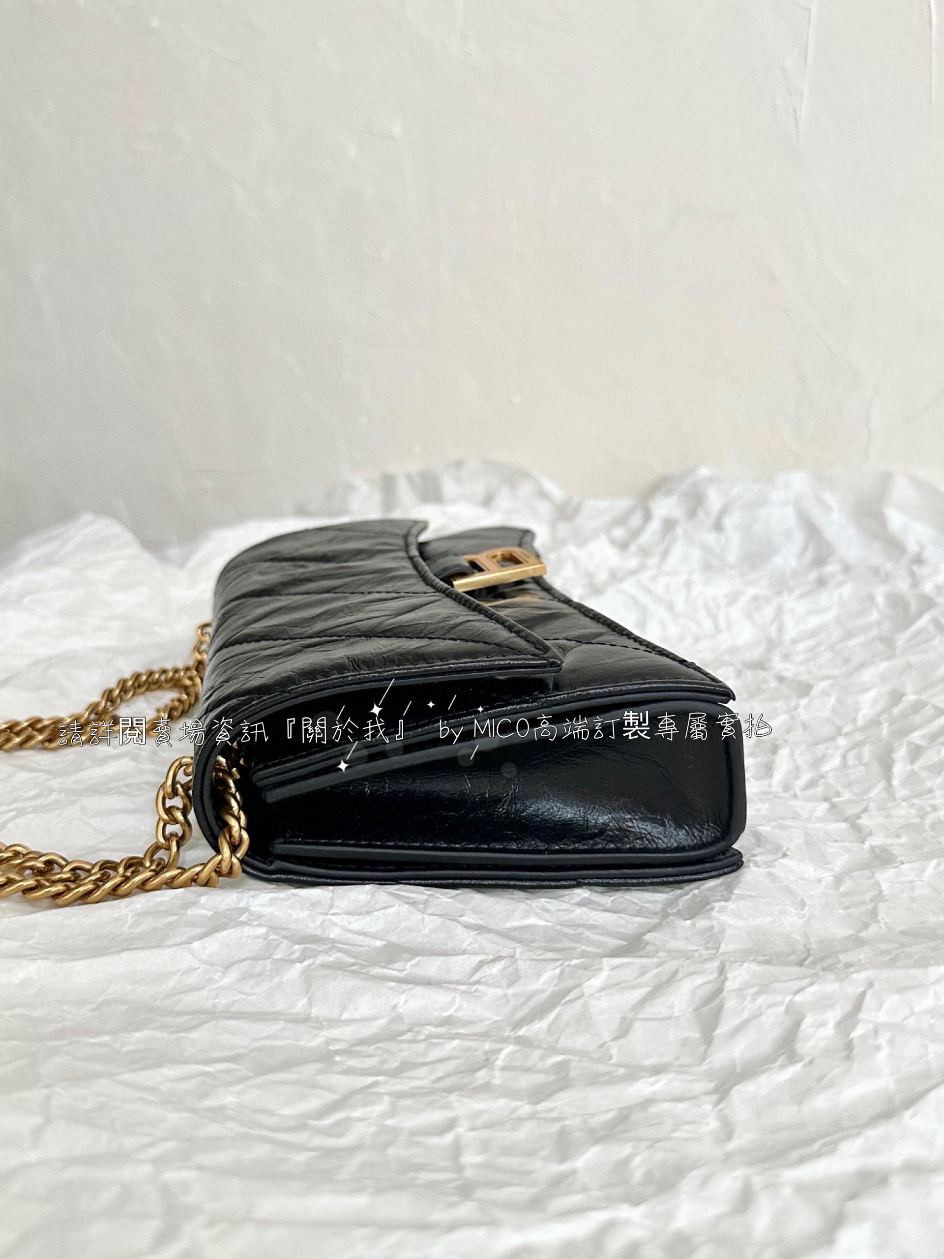 BALENCIAGA Crush XS Chain Bag 黑色/金釦/沙漏包 尺寸21.8×9.9×4.8cm