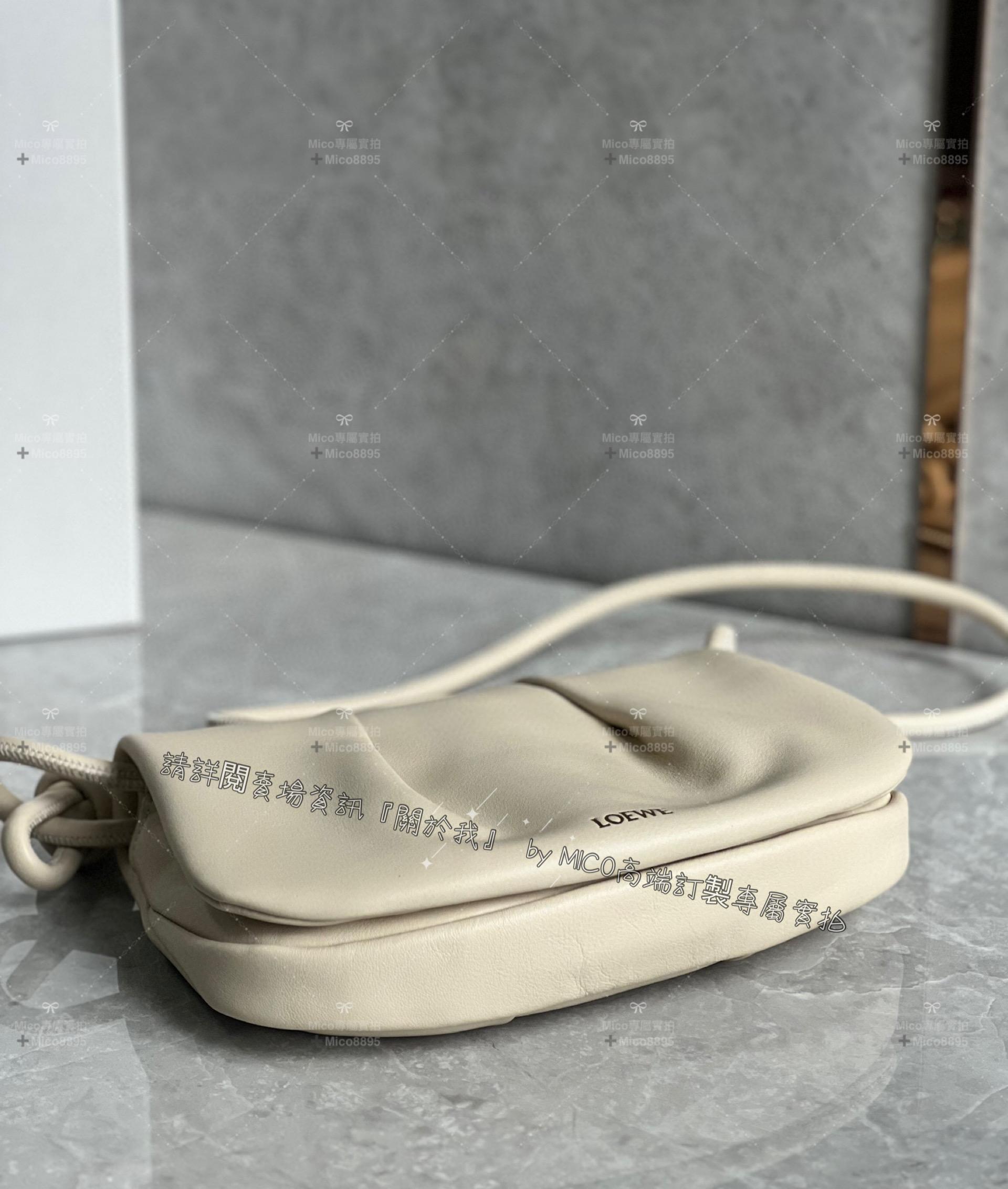 Loewe 羅威 Paseo系列 奶白色 Paseo Satchel 手提/肩背/斜跨包 25cm