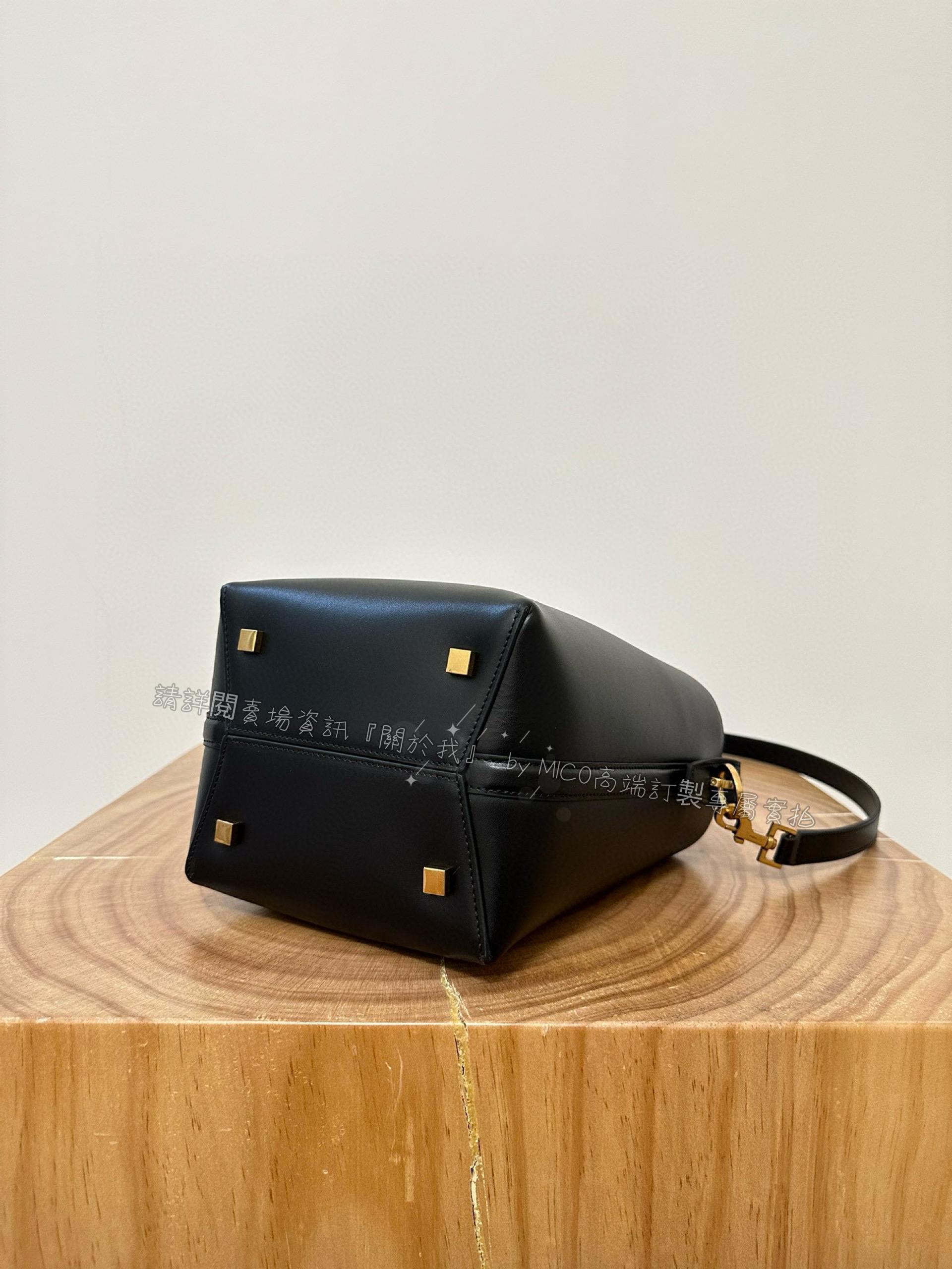 YSL 小號 Le37黑色金釦水桶包 尺寸20cm