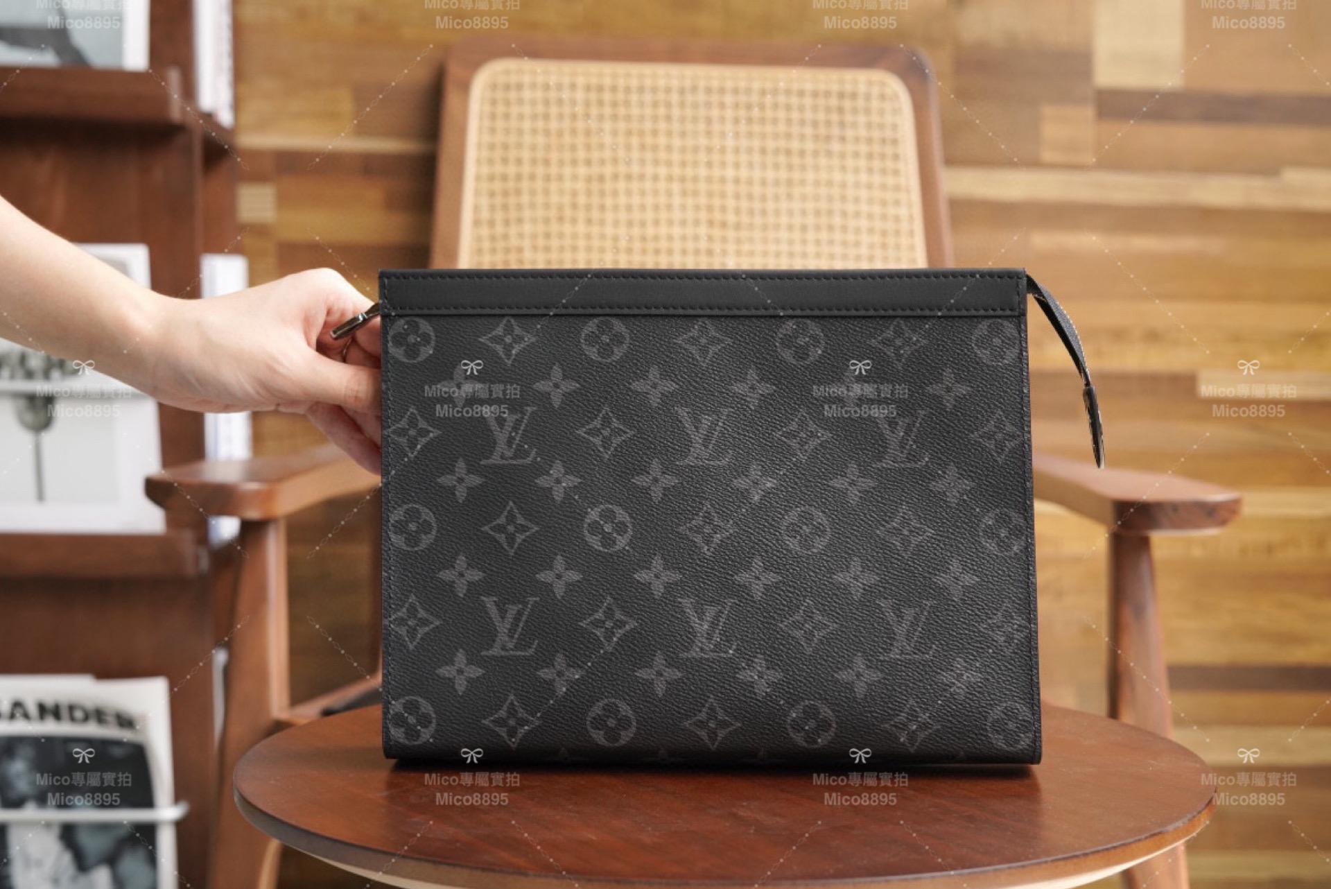 LV Pochette Voyage手拿包（黑色）灰色手拿包