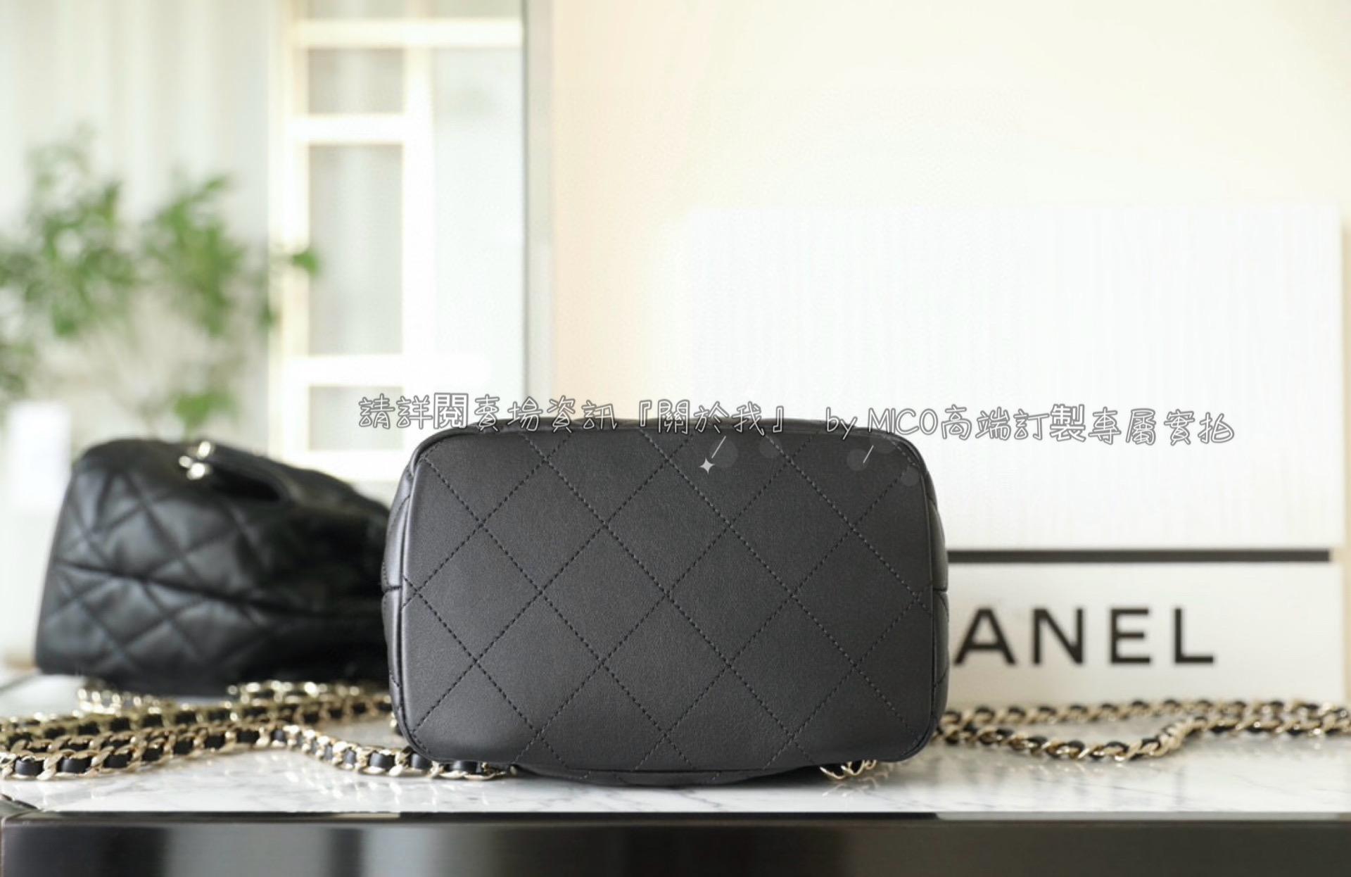 Chanel 𝟮𝟯𝗕 秋冬新品抽繩水桶雙肩包/背包 小牛皮雙口袋青蛙包 黑色♥ 22cm