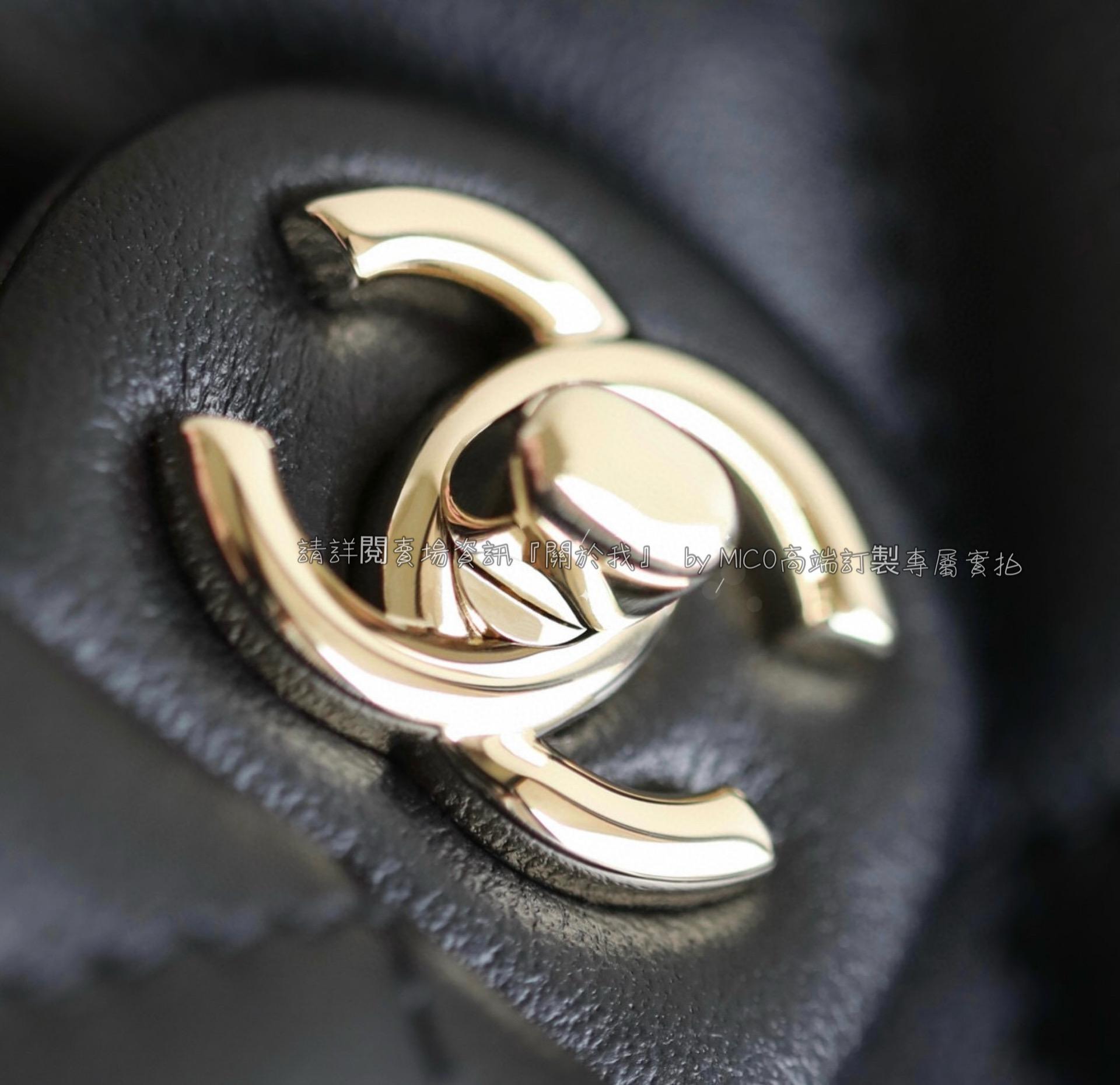 Chanel 𝟮𝟯𝗕 秋冬新品抽繩水桶雙肩包/背包 小牛皮雙口袋青蛙包 黑色♥ 22cm