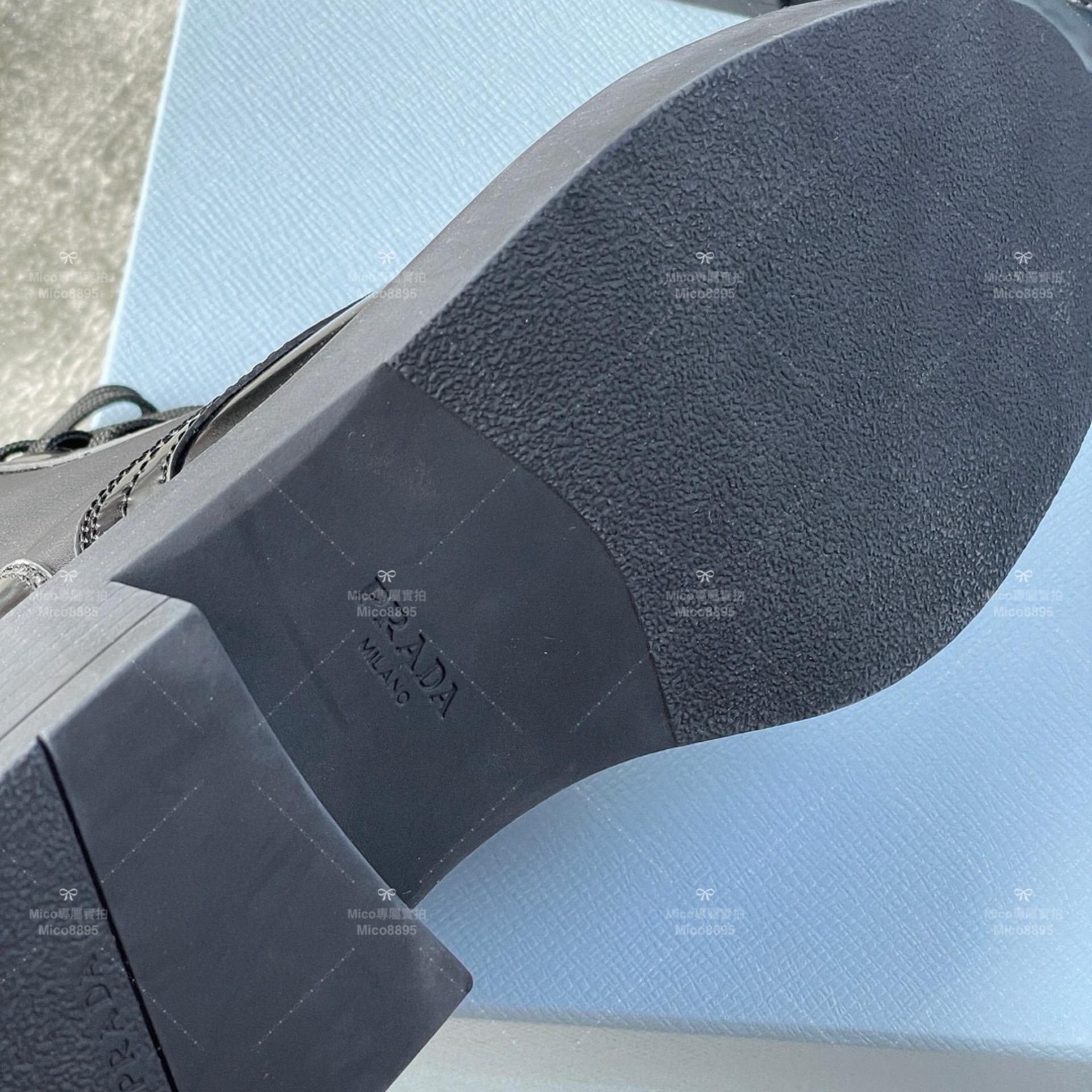 Prada 拼接尼龍黑色短靴 皮帶鋼釦 非常帥氣 35-40