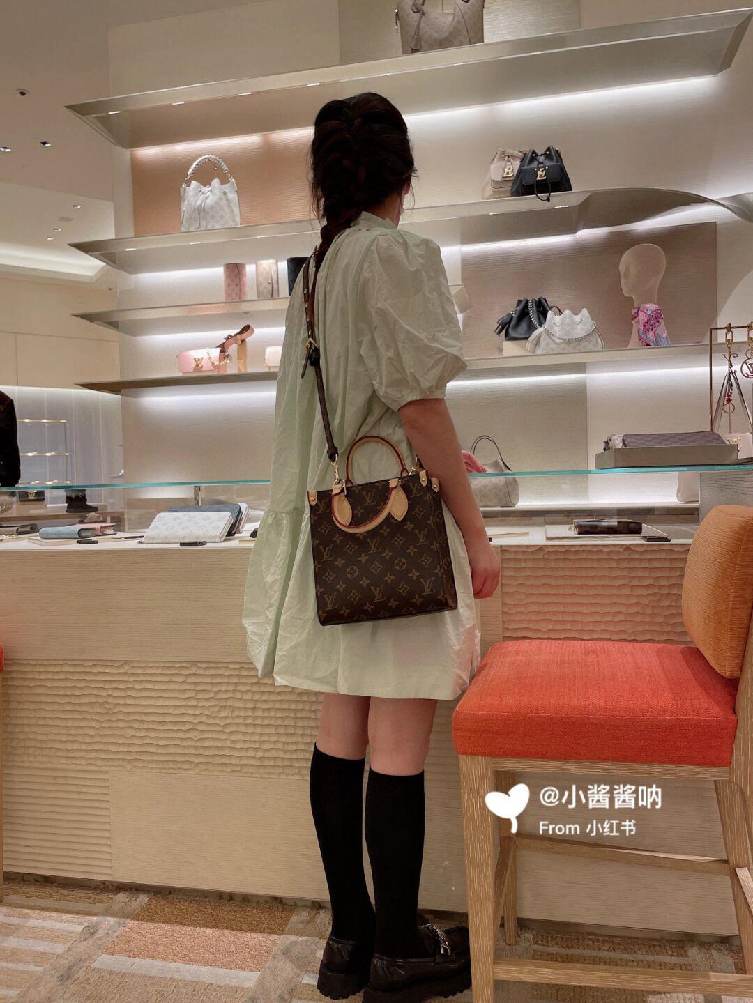 LV M45847 琴譜包 Sac Plat BB 手袋/托特包 22cm