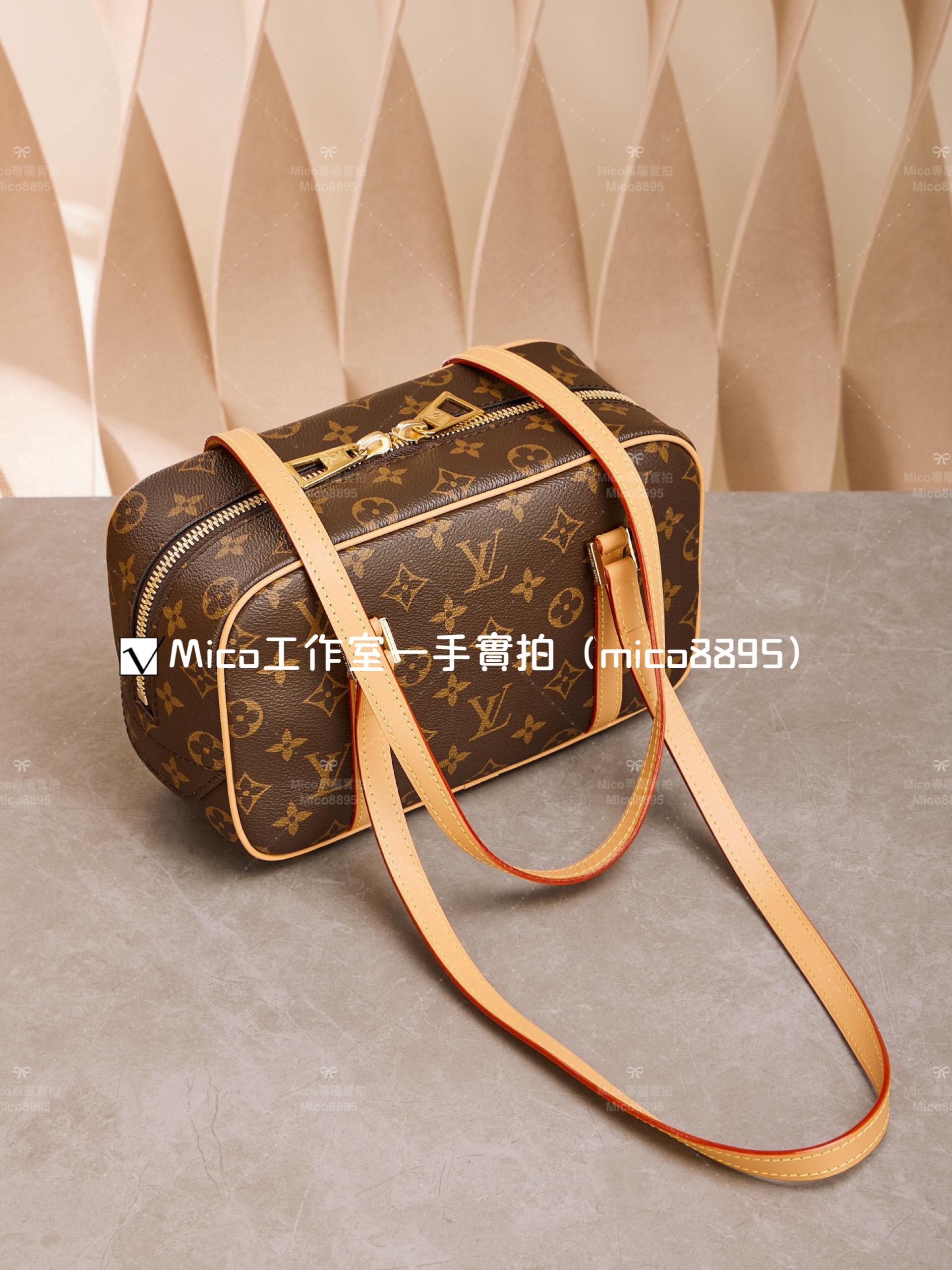 LV M46321 Cite 復古吐司包 笑臉包 22cm