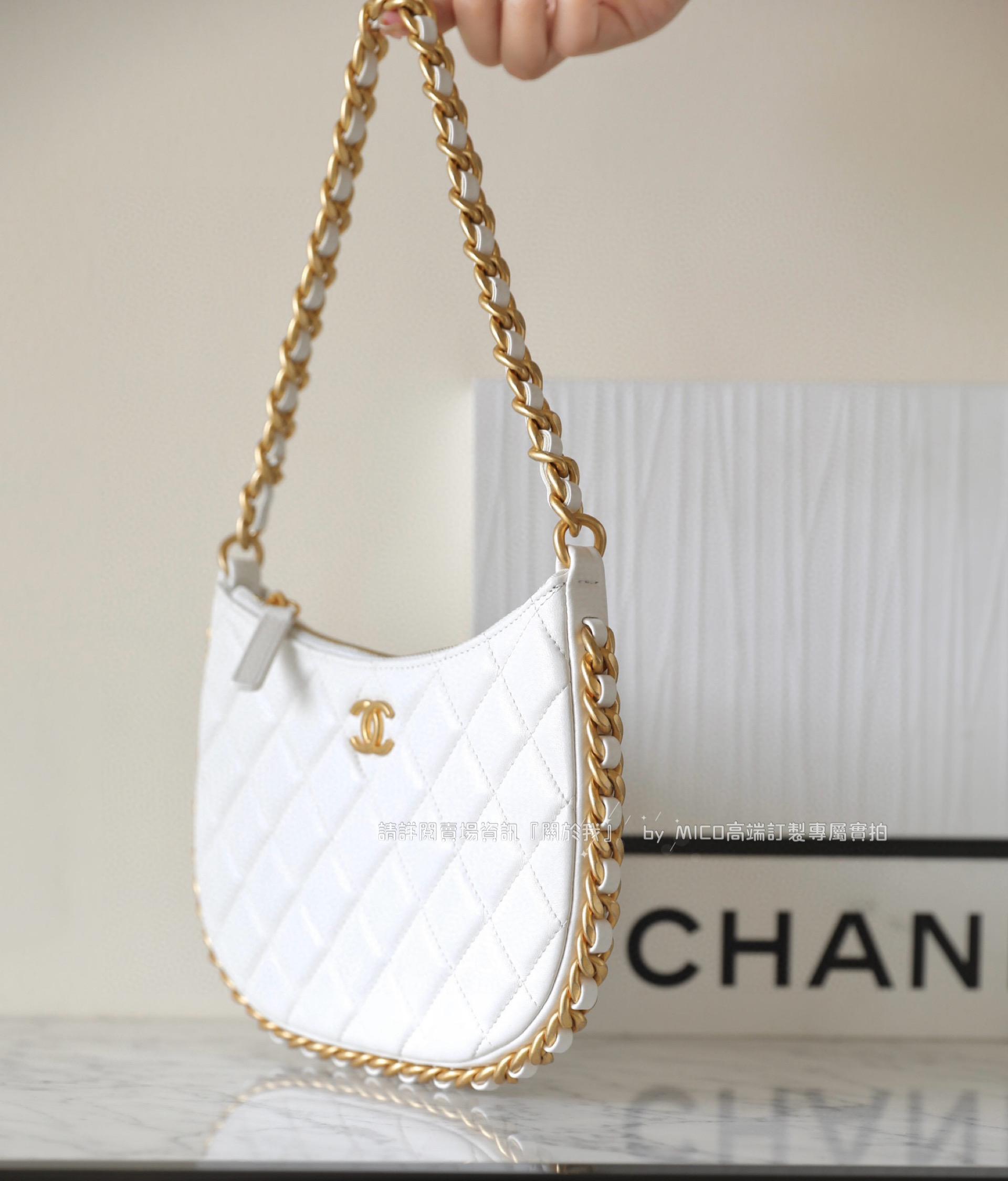 CHANEL 23B季節款 白色 小號嬉皮HoboBag 彎月包/月亮包 尺寸𝟣𝟧*𝟤𝟥.𝟧*𝟤 𝖼𝗆