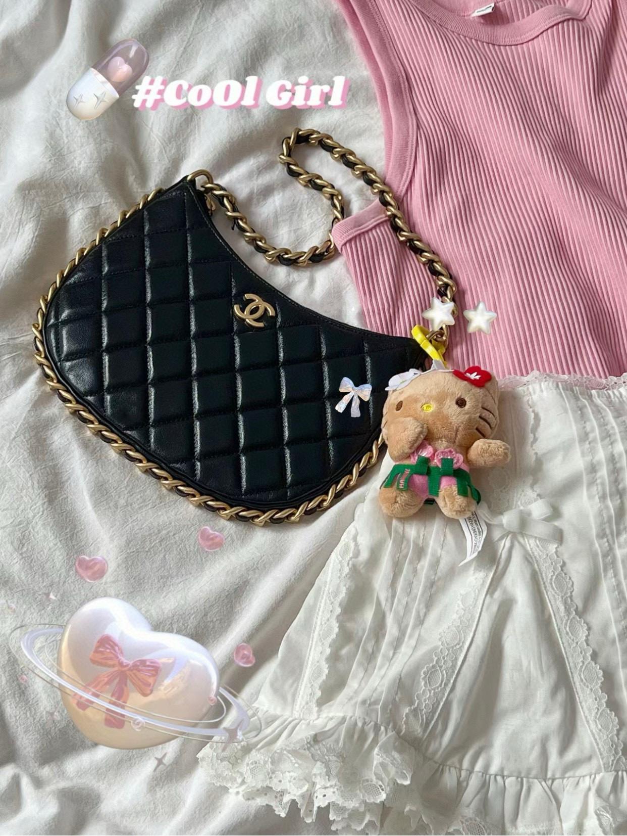 CHANEL 23B季節款 黑色 小號嬉皮HoboBag 彎月包/月亮包 尺寸𝟣𝟧*𝟤𝟥.𝟧*𝟤 𝖼𝗆