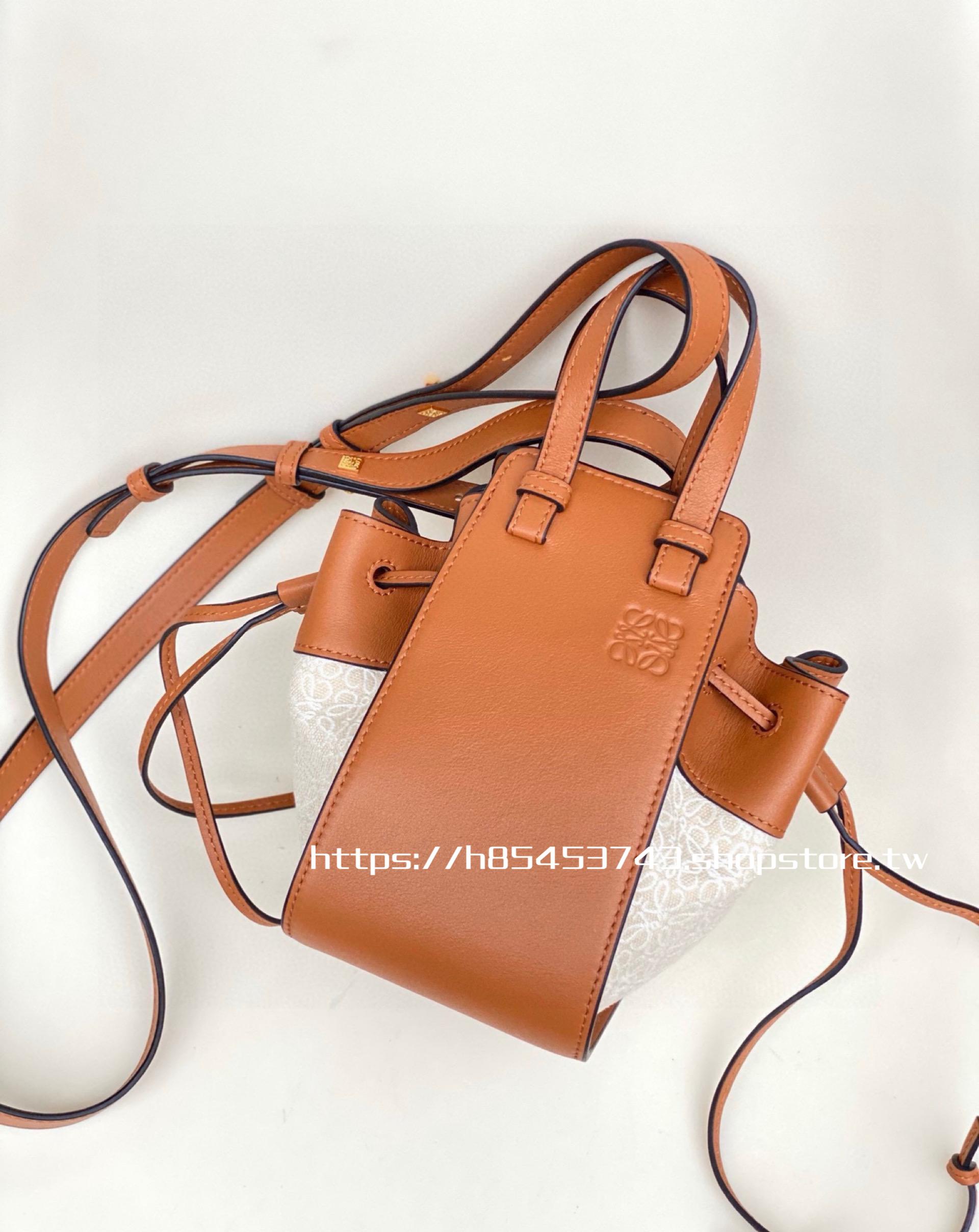 Loewe Mini Hammock Drawstring  花紋款 迷你吊床包 19cm