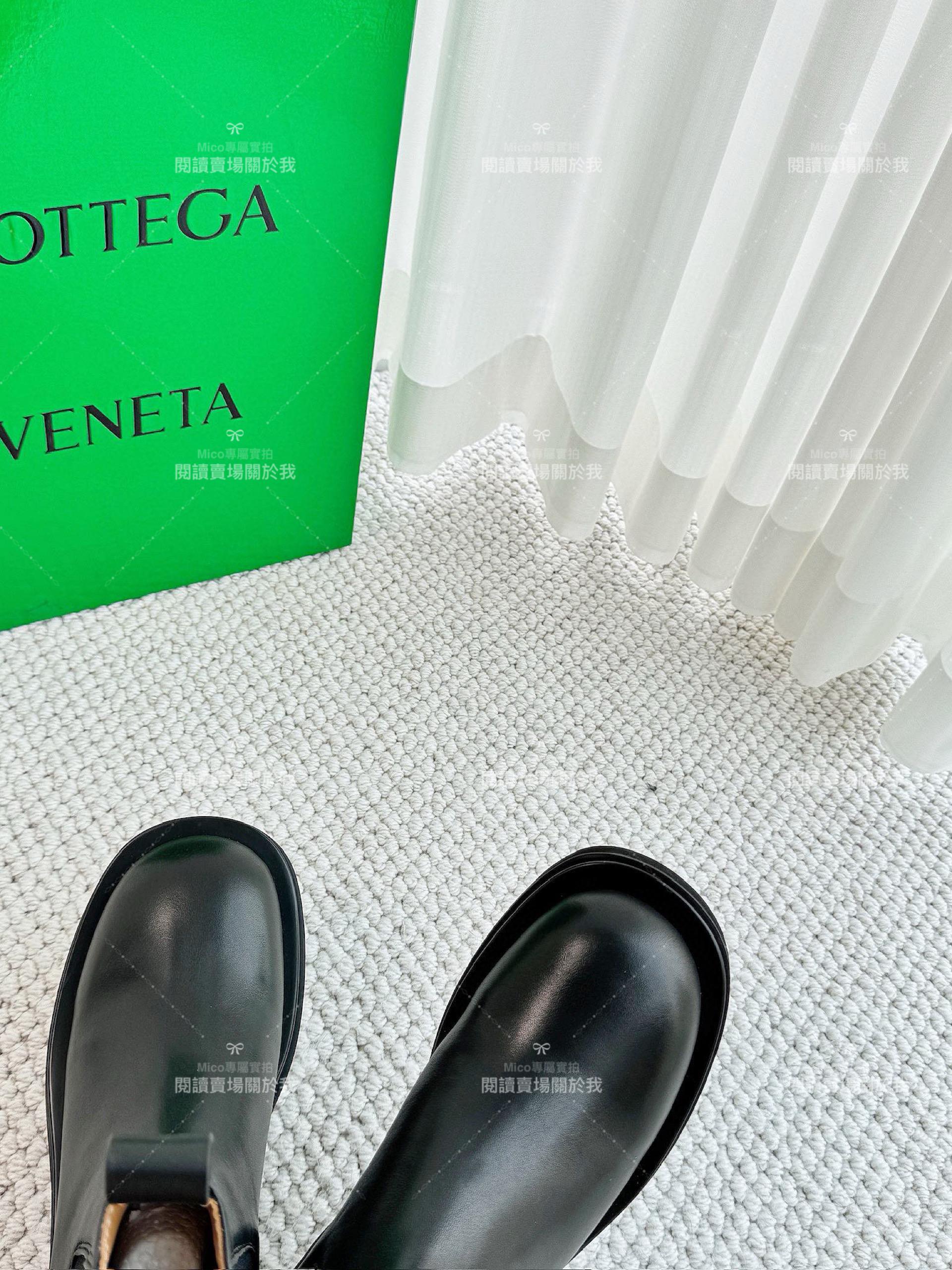 Bottega Venetian 經典系列 圓頭粗跟短靴  35-40