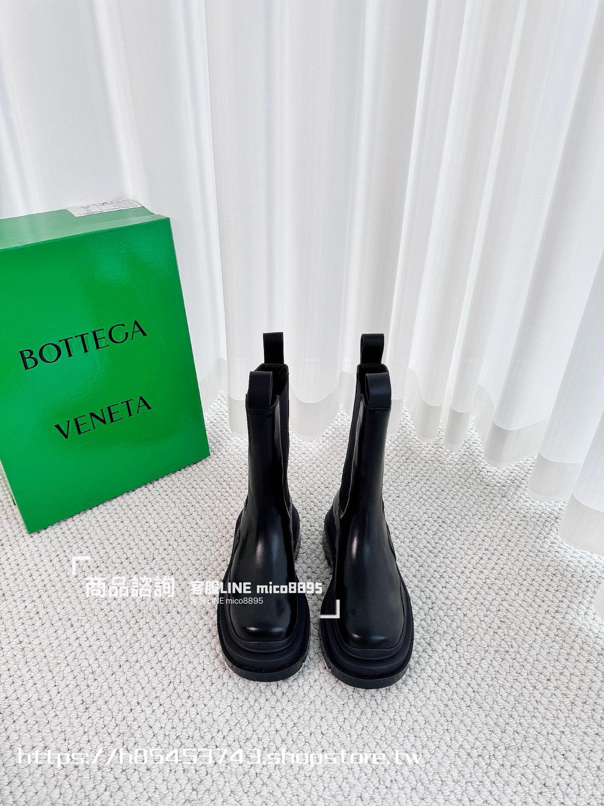 Bottega Venetian 經典系列 厚底 彩色底 中筒靴  35-40