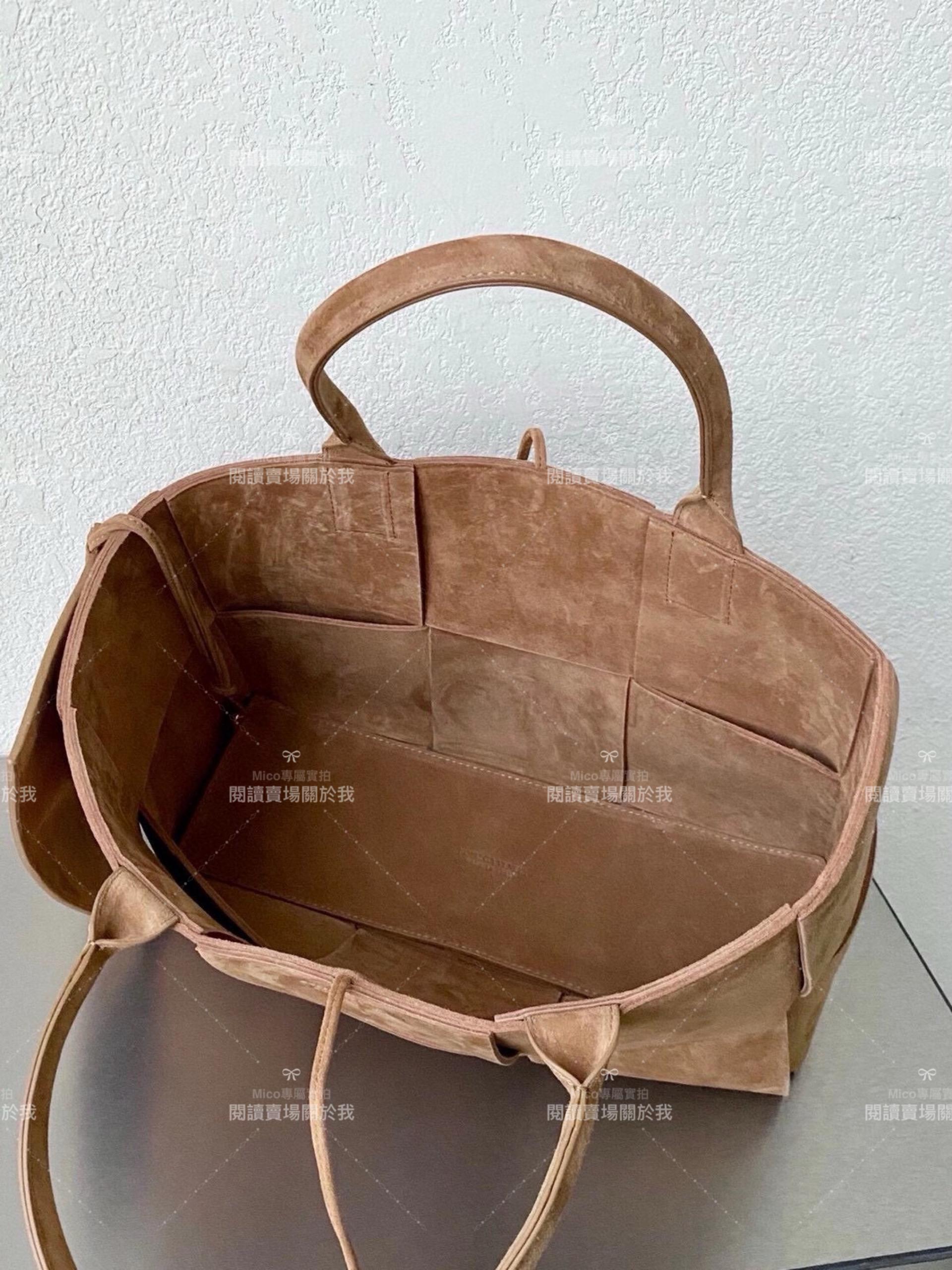 Bottega Veneta 麂皮棕色 Candy Arco Tote 托特手袋 BV 簡約/通勤 低調款 30cm