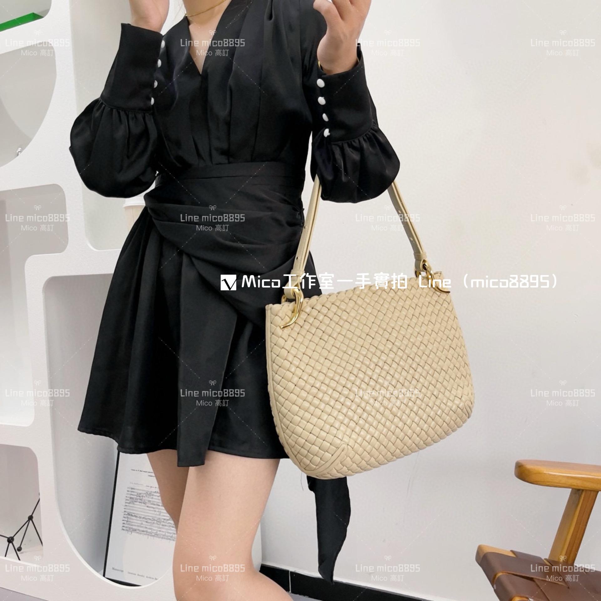 BV 羔羊皮編織 燕麥色 Clicker Bag 大號 36cm 低調簡約款 通勤包