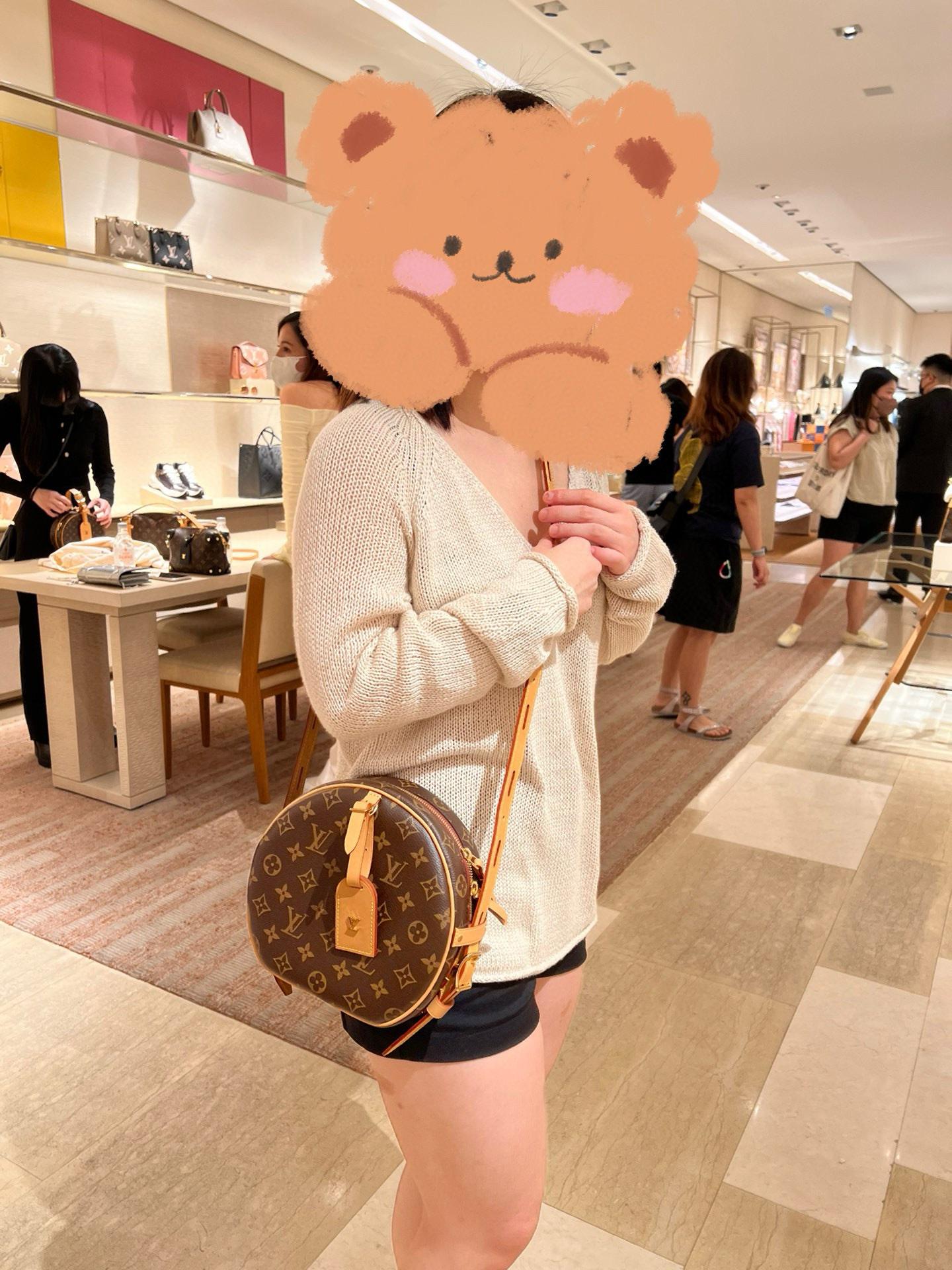 LV M45647 BOÎTE CHAPEAU SOUPLE 中號圓餅包