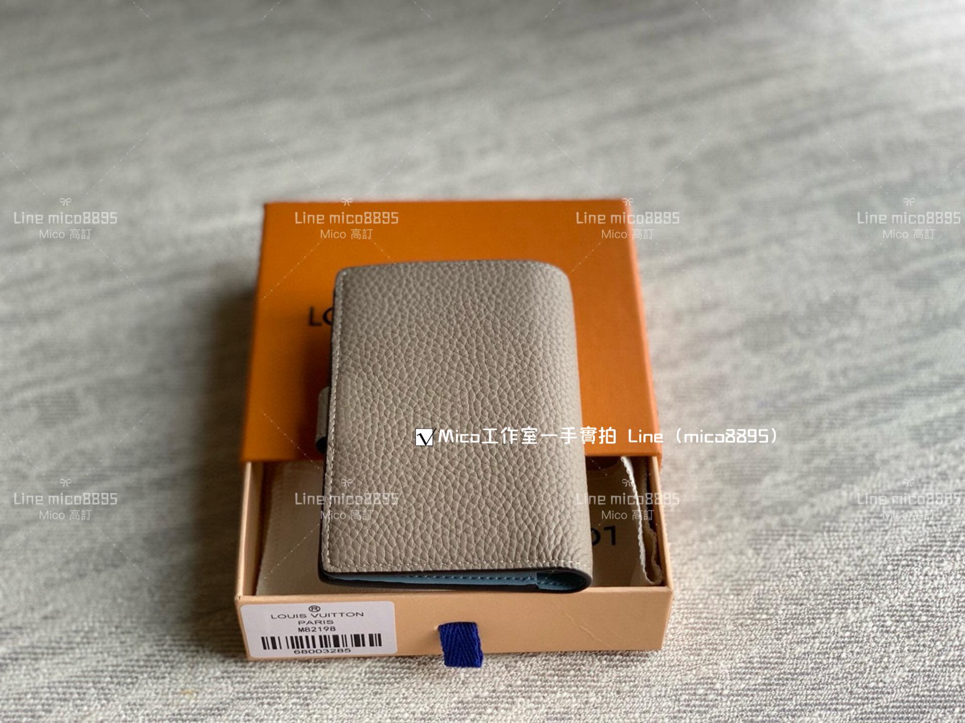 LV 小牛皮 灰色 Portefeuille compact LV Vertical Wallet 錢夾/短夾/錢包