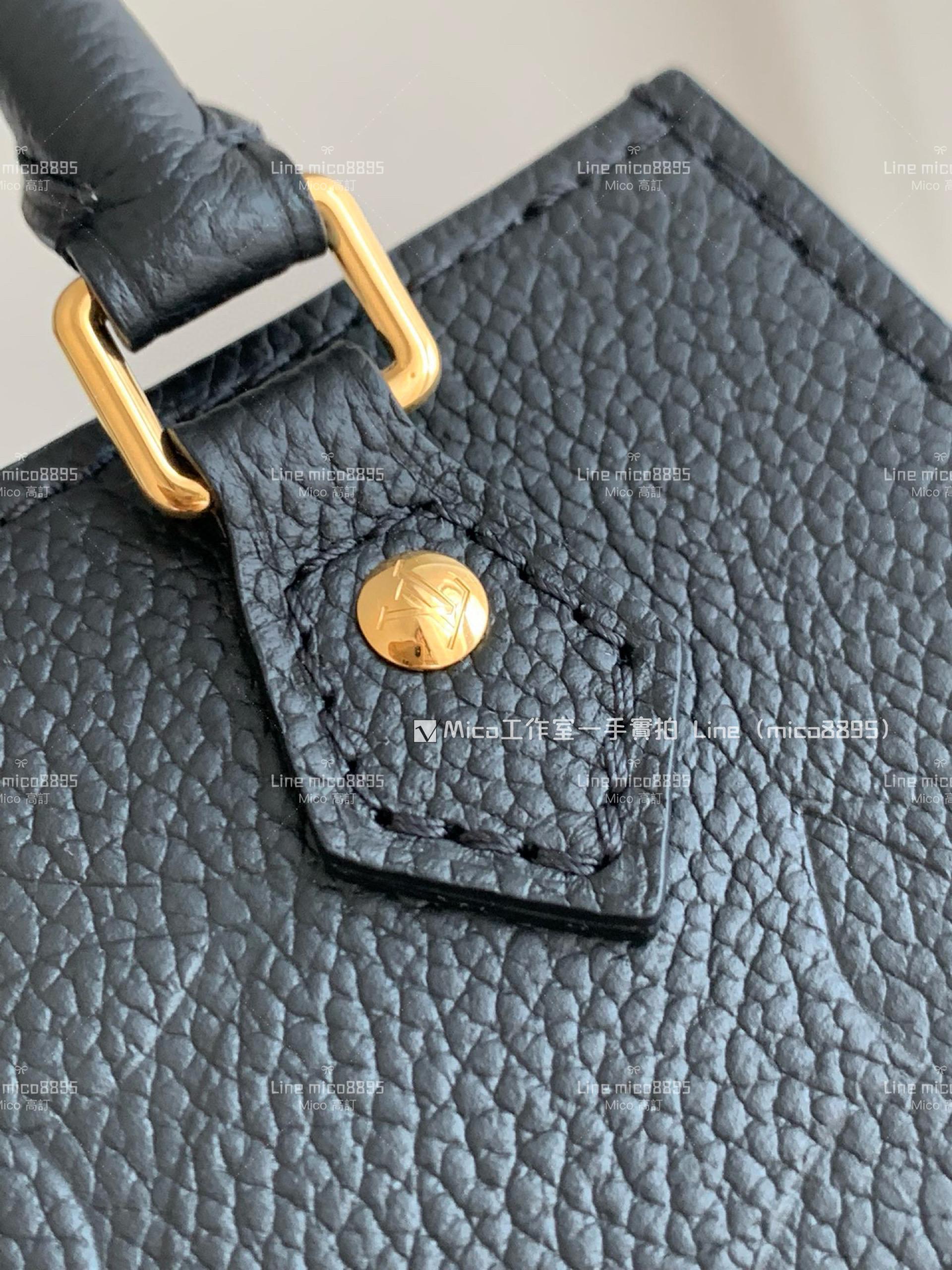 LV 壓紋皮革/黑 Petit Sac Plat手袋 琴譜包 M80478 17cm