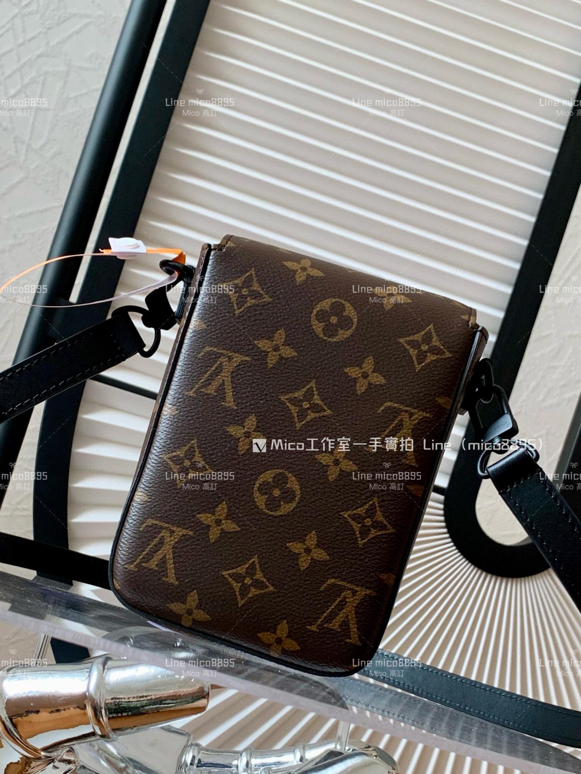 LV S₋LOCK VERTICAL 迷你手袋 老花手機包 M81522