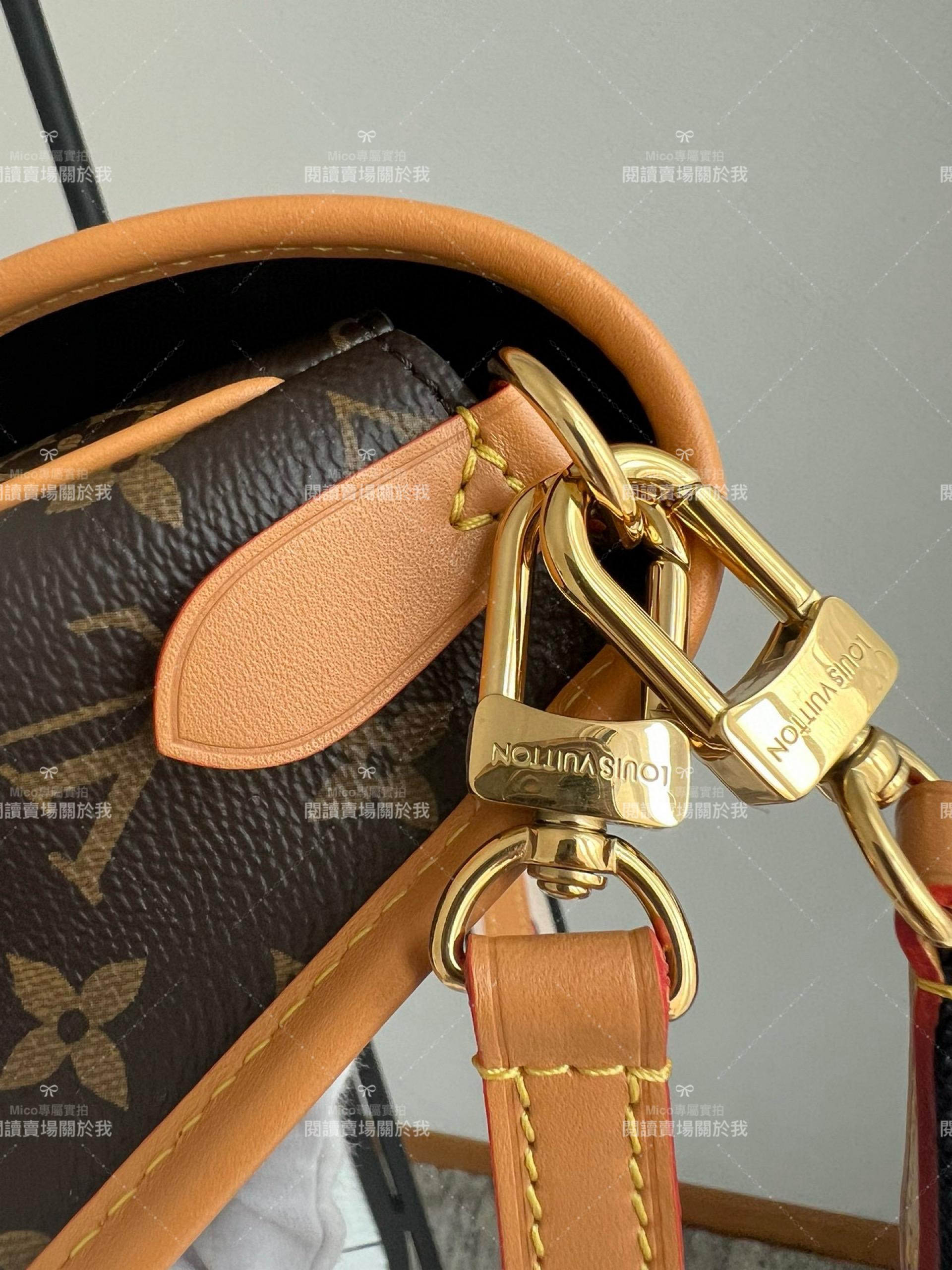 LV Diane 老花款手袋法棍包 M45985 法棍包 24cm 搭配寬肩帶