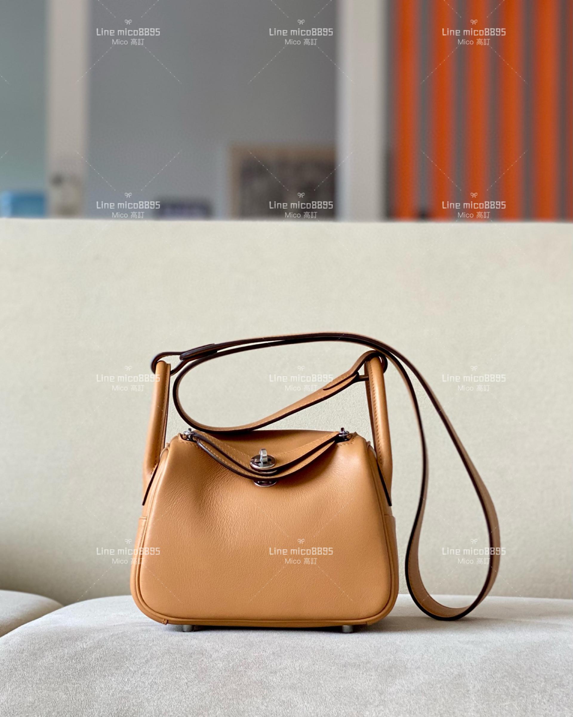 HERMES mini Lindy swift/OM奶茶色內拼X9錦葵紫/銀扣，全手工手縫