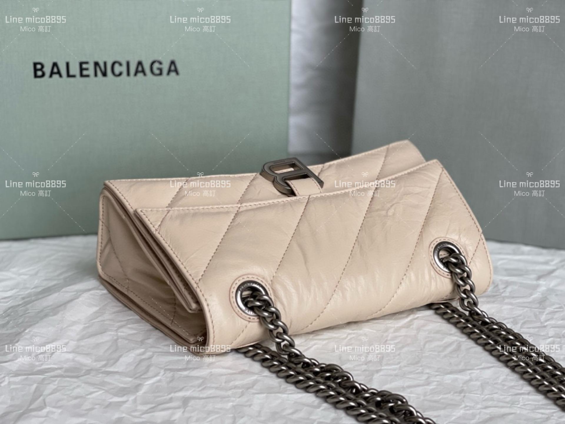 Balenciaga(巴黎世家) 小號奶茶色/銀釦 crush 沙漏包 25cm