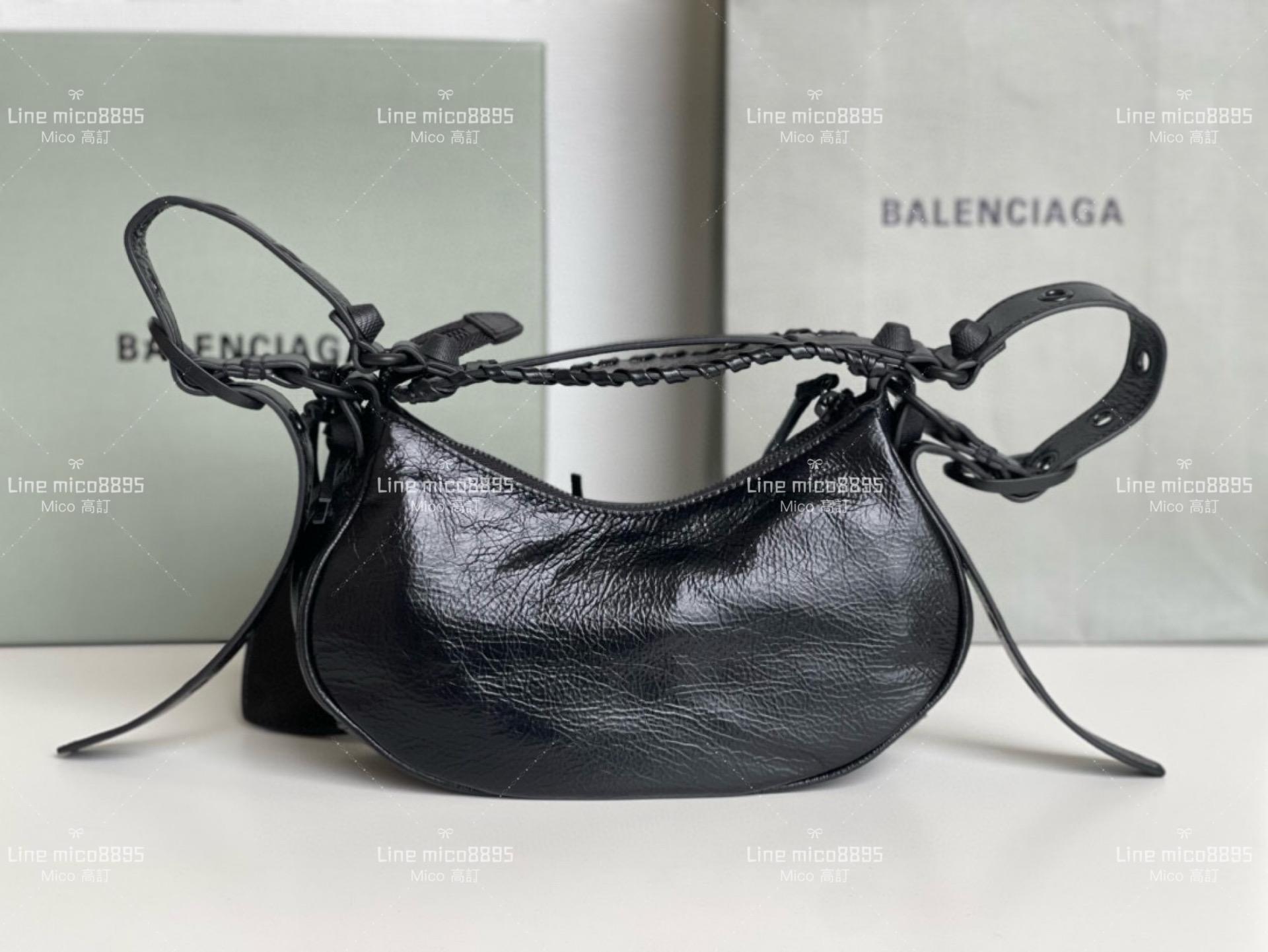 Balenciaga(巴黎世家) 爆裂紋/黑釦 26cm Le Cagole半月包/餃子包/機車包