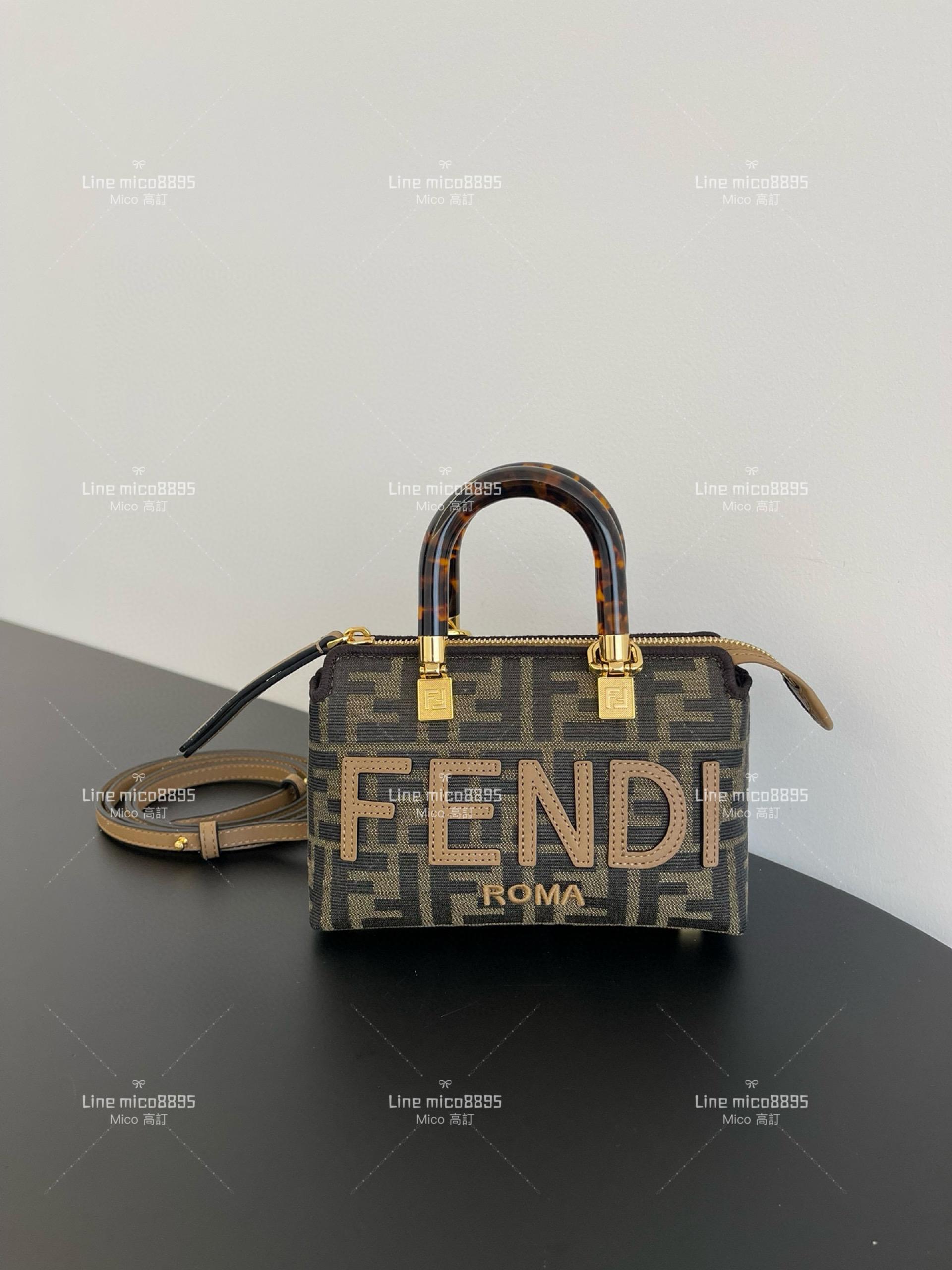 Fendi 老花Mini ByThe Way枕頭包 17cm