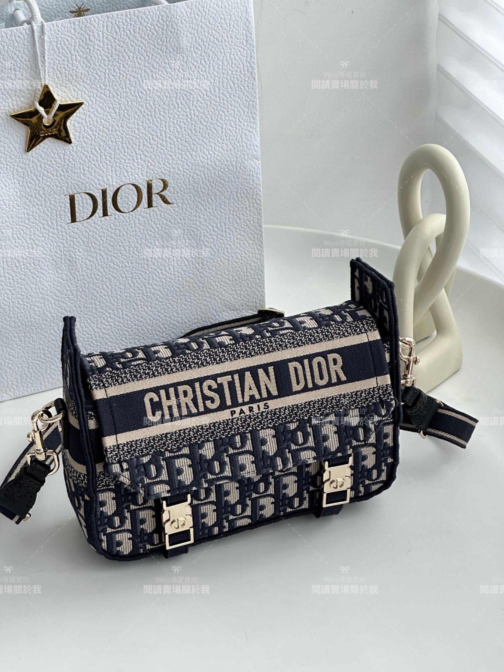 DIOR 定織𝗢𝗯𝗹𝗶𝗾𝘂𝗲刺繡面料 老花郵差包 23cm